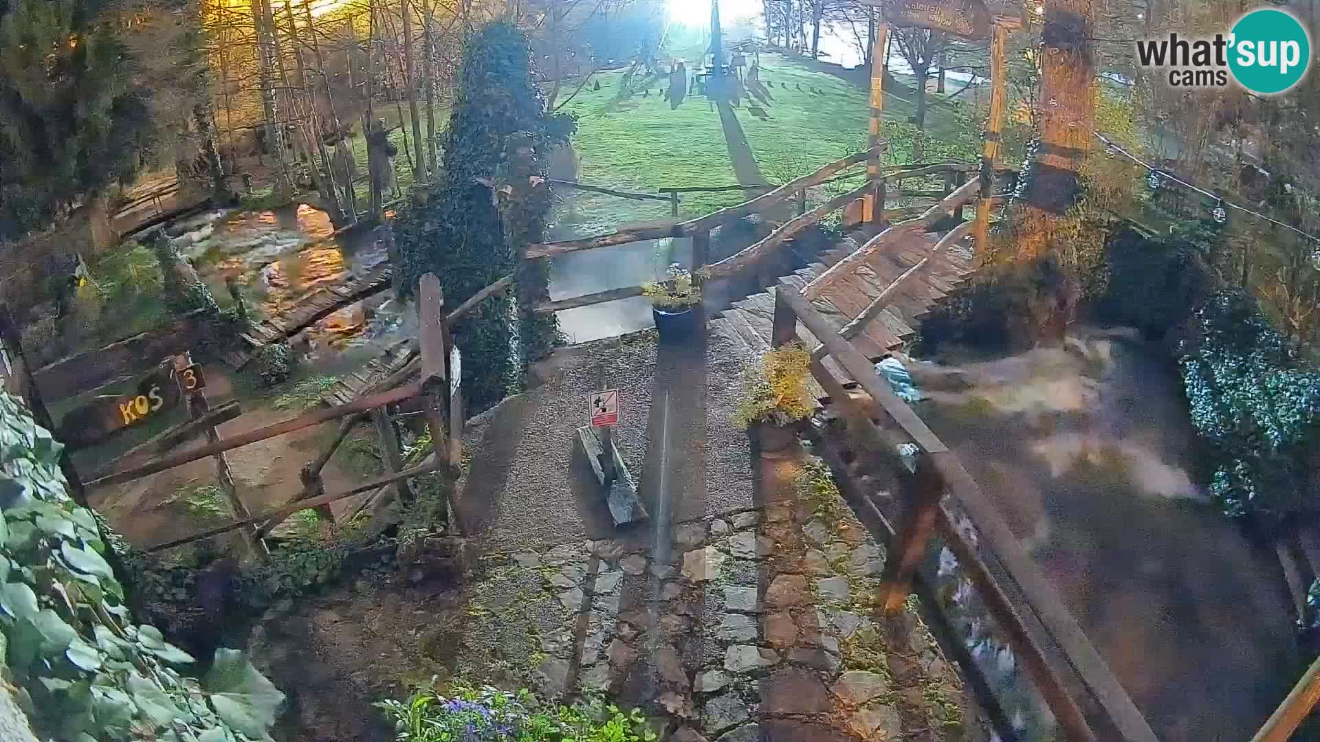 Lacs sur la rivière Slunjčica dans Rastoke