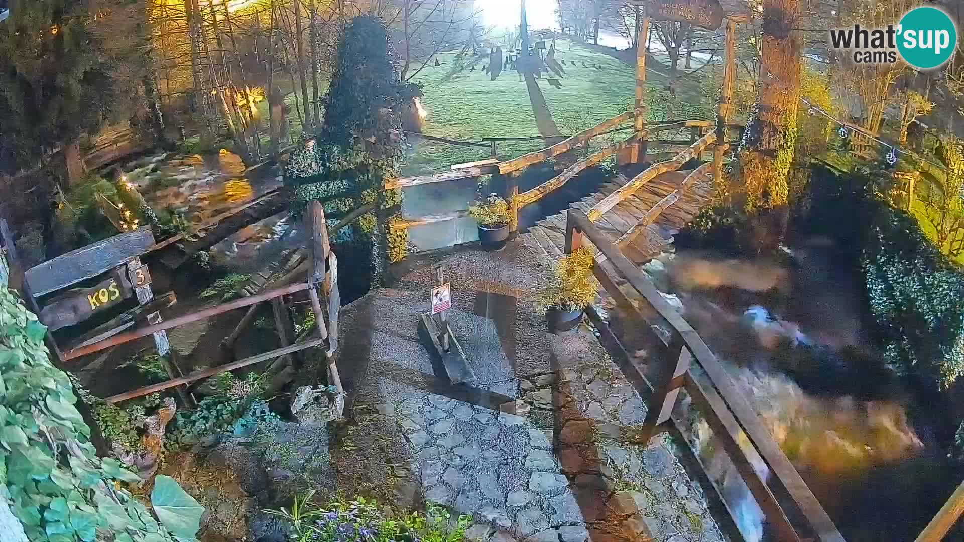 Seen auf dem Fluss Slunjčica in Rastoke