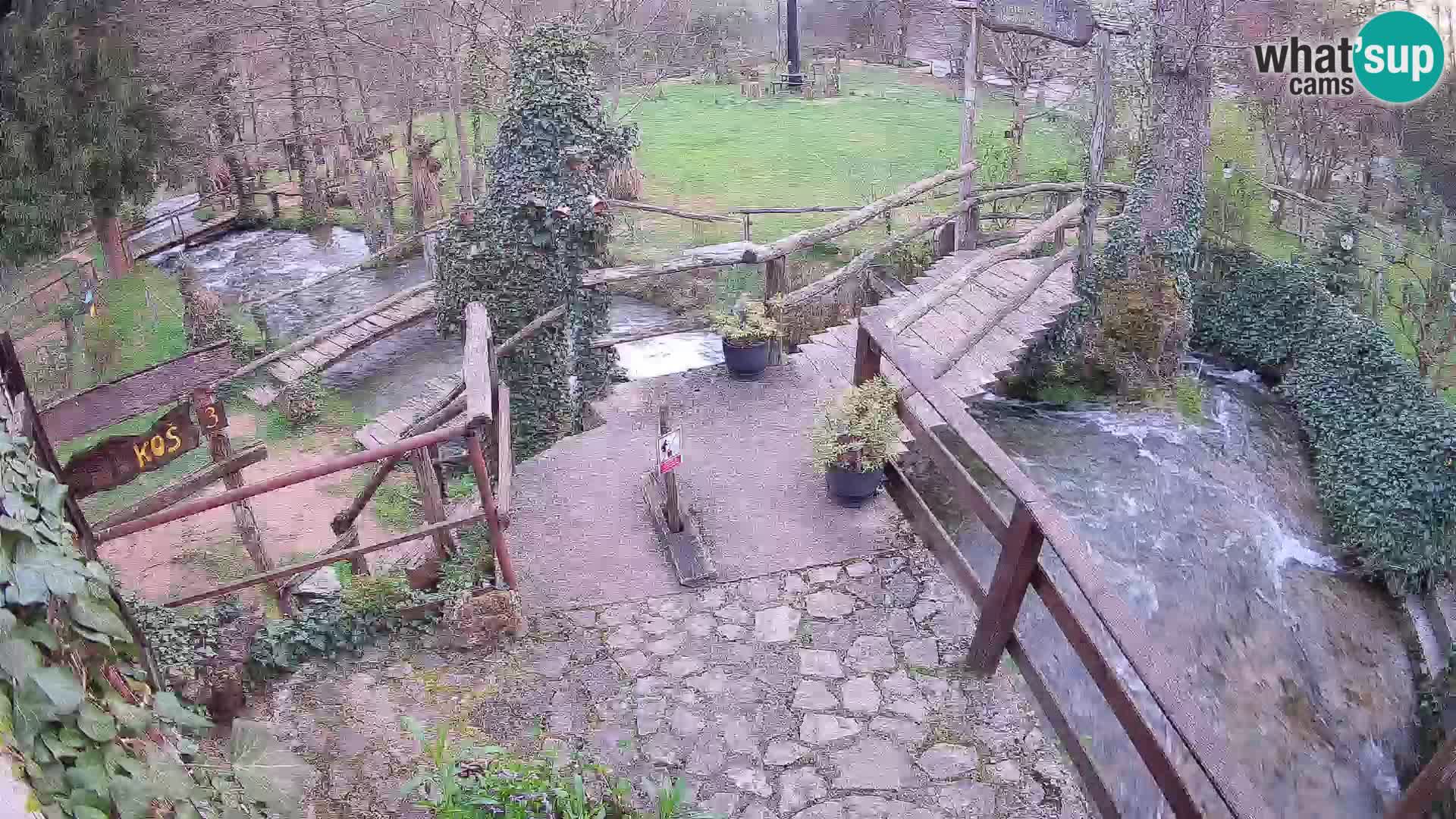 lagos en el río Slunjčica en Rastoke