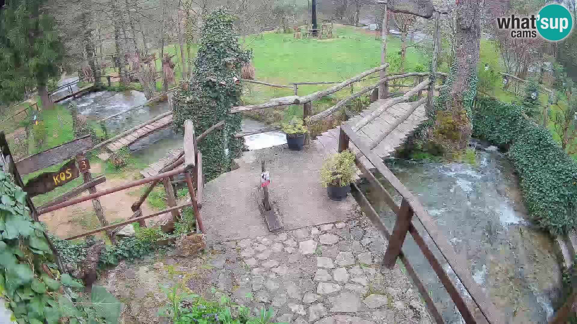 Lacs sur la rivière Slunjčica dans Rastoke