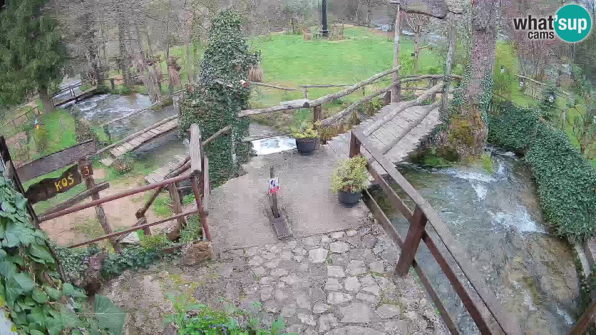 lagos en el río Slunjčica en Rastoke