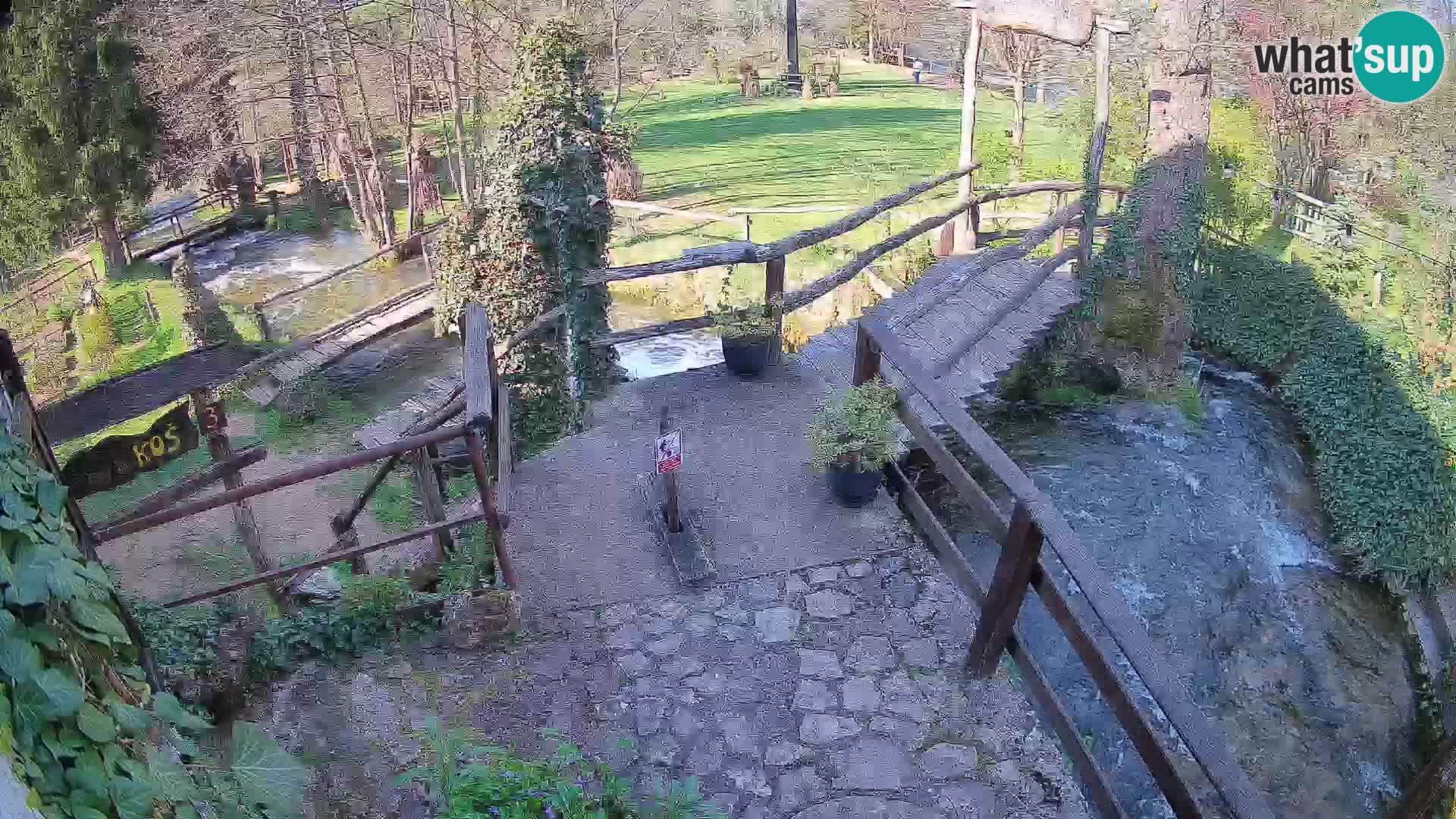 lagos en el río Slunjčica en Rastoke