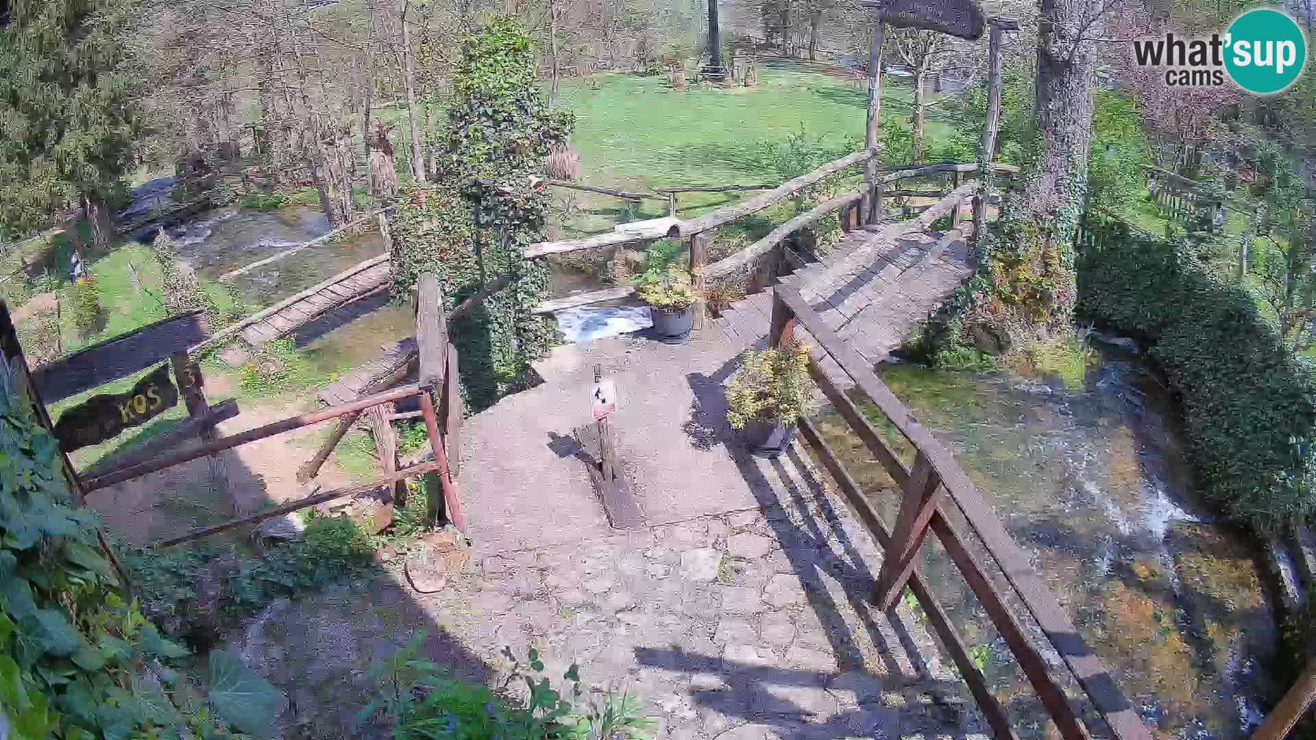 lagos en el río Slunjčica en Rastoke