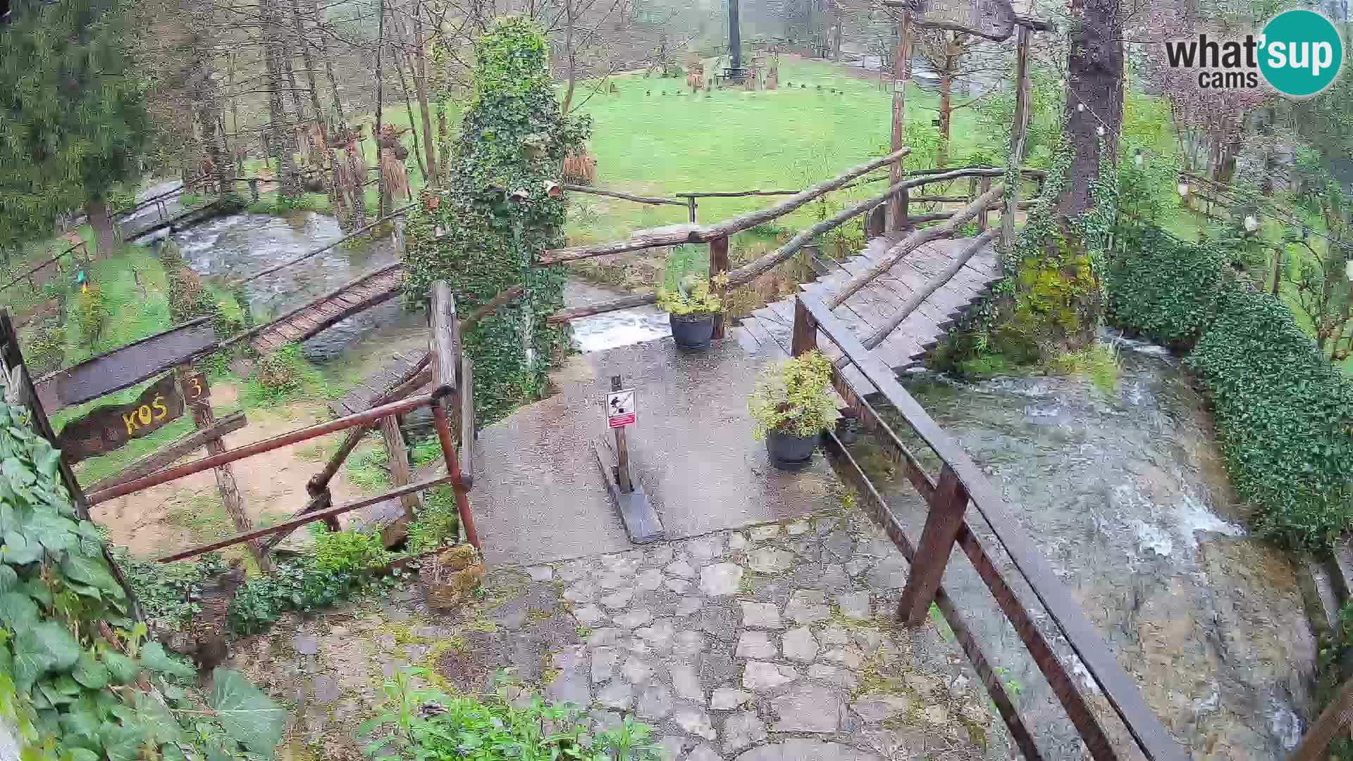 Seen auf dem Fluss Slunjčica in Rastoke