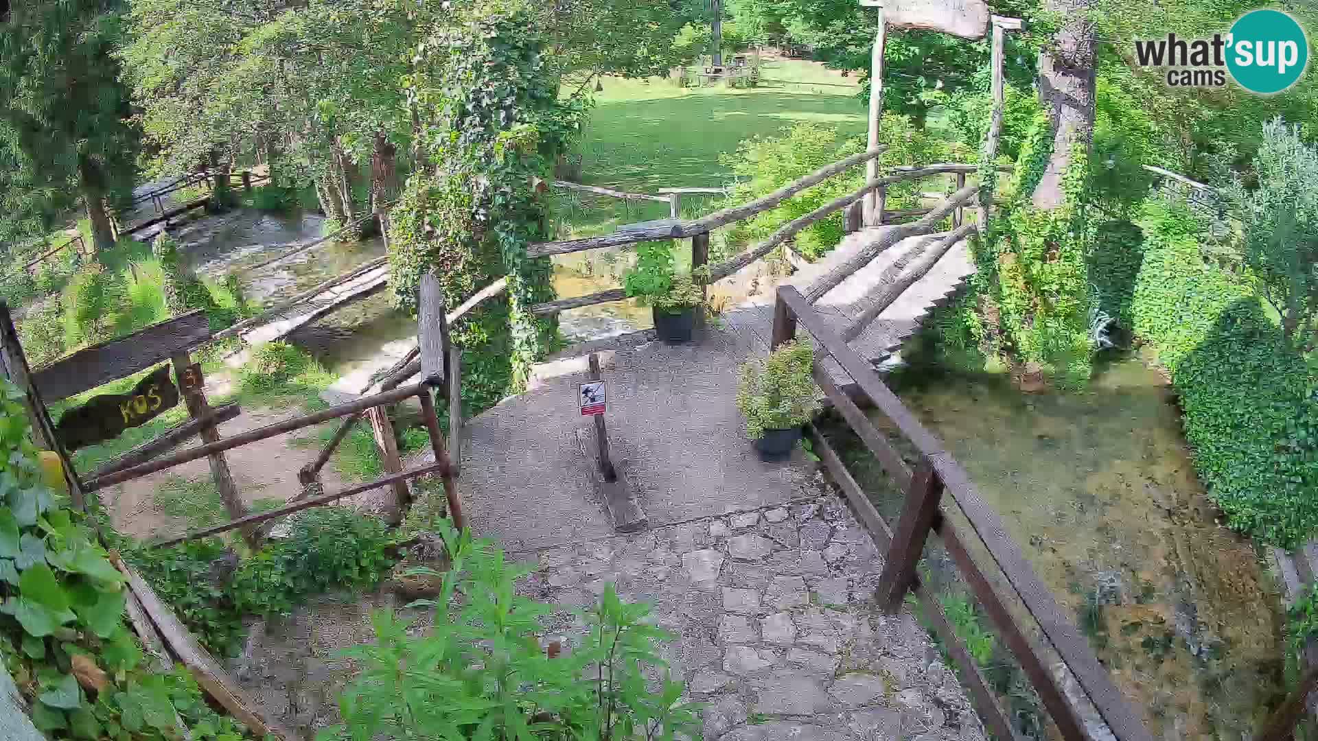 Lacs sur la rivière Slunjčica dans Rastoke