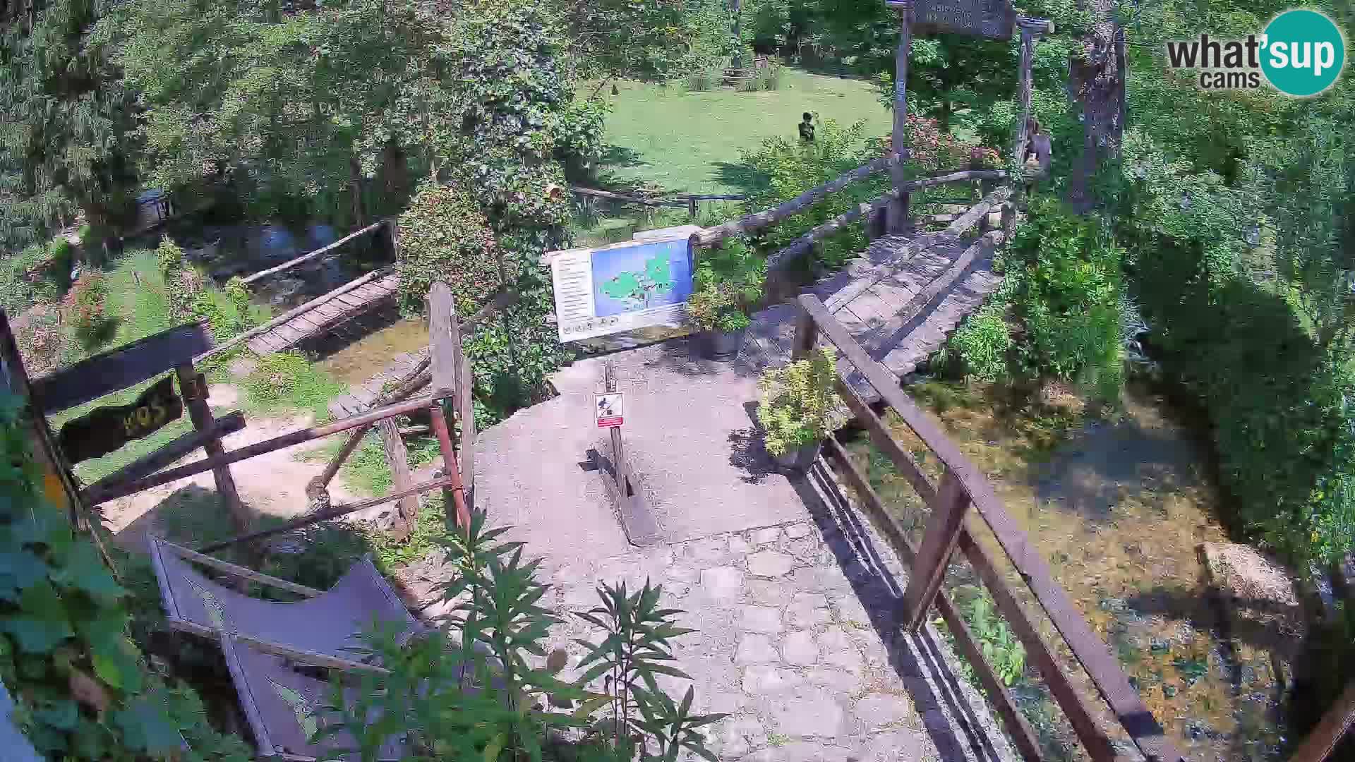 Lacs sur la rivière Slunjčica dans Rastoke