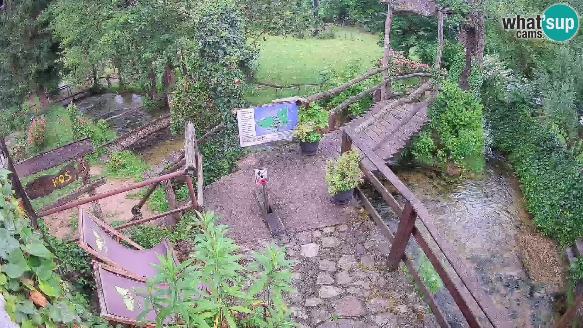 Seen auf dem Fluss Slunjčica in Rastoke