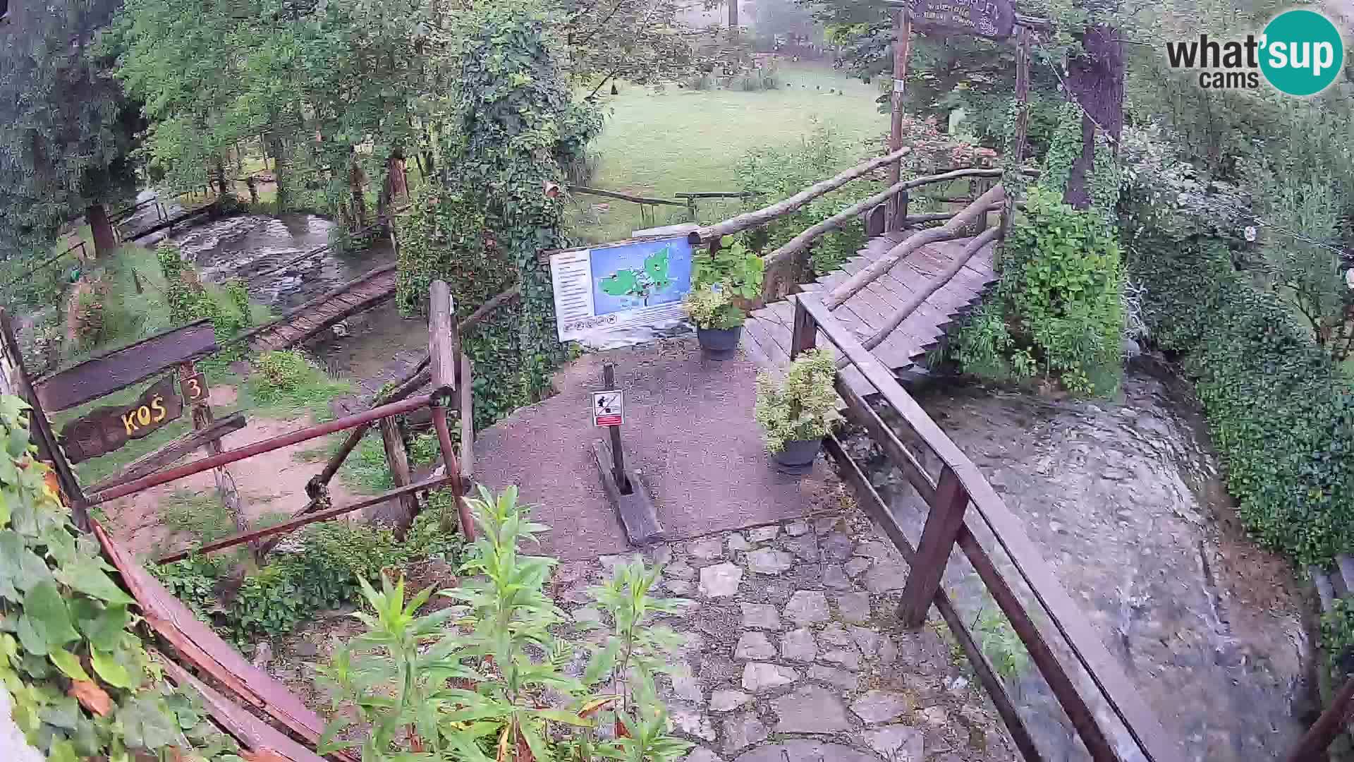 Lacs sur la rivière Slunjčica dans Rastoke