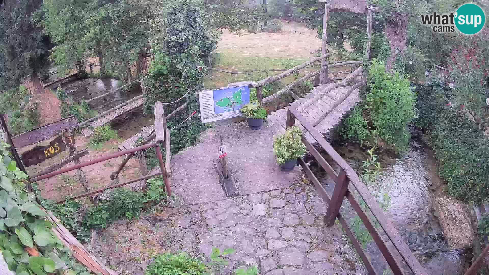 lagos en el río Slunjčica en Rastoke