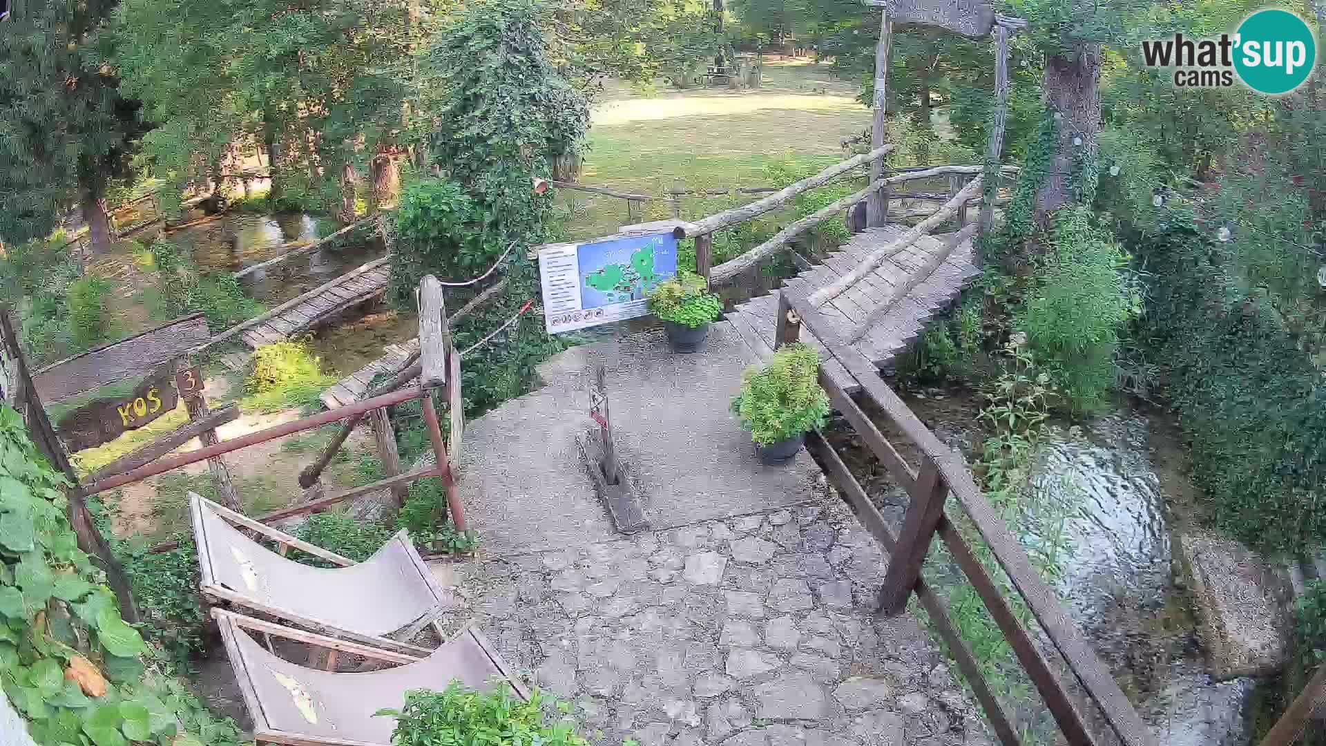 lagos en el río Slunjčica en Rastoke