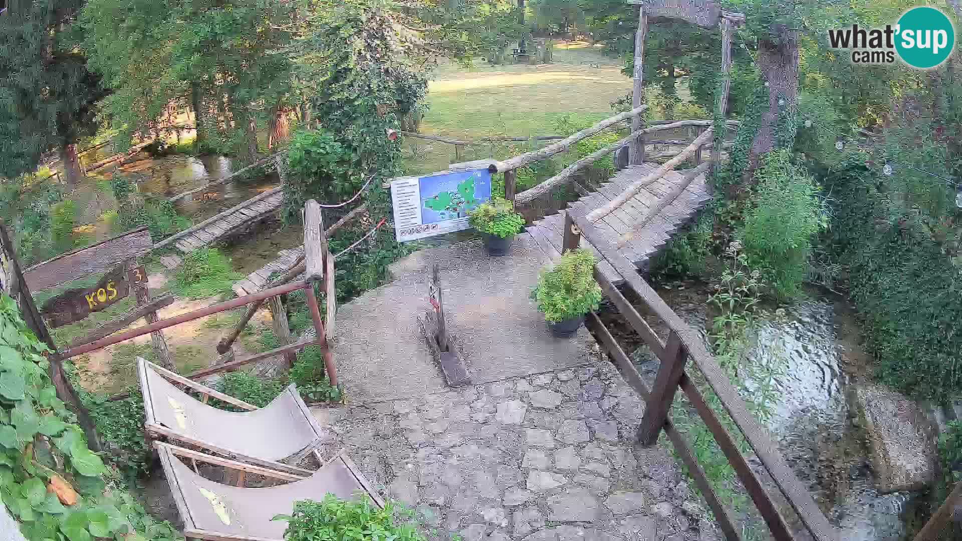 lagos en el río Slunjčica en Rastoke