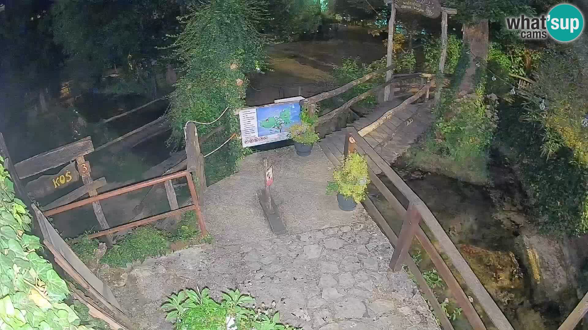 Lacs sur la rivière Slunjčica dans Rastoke