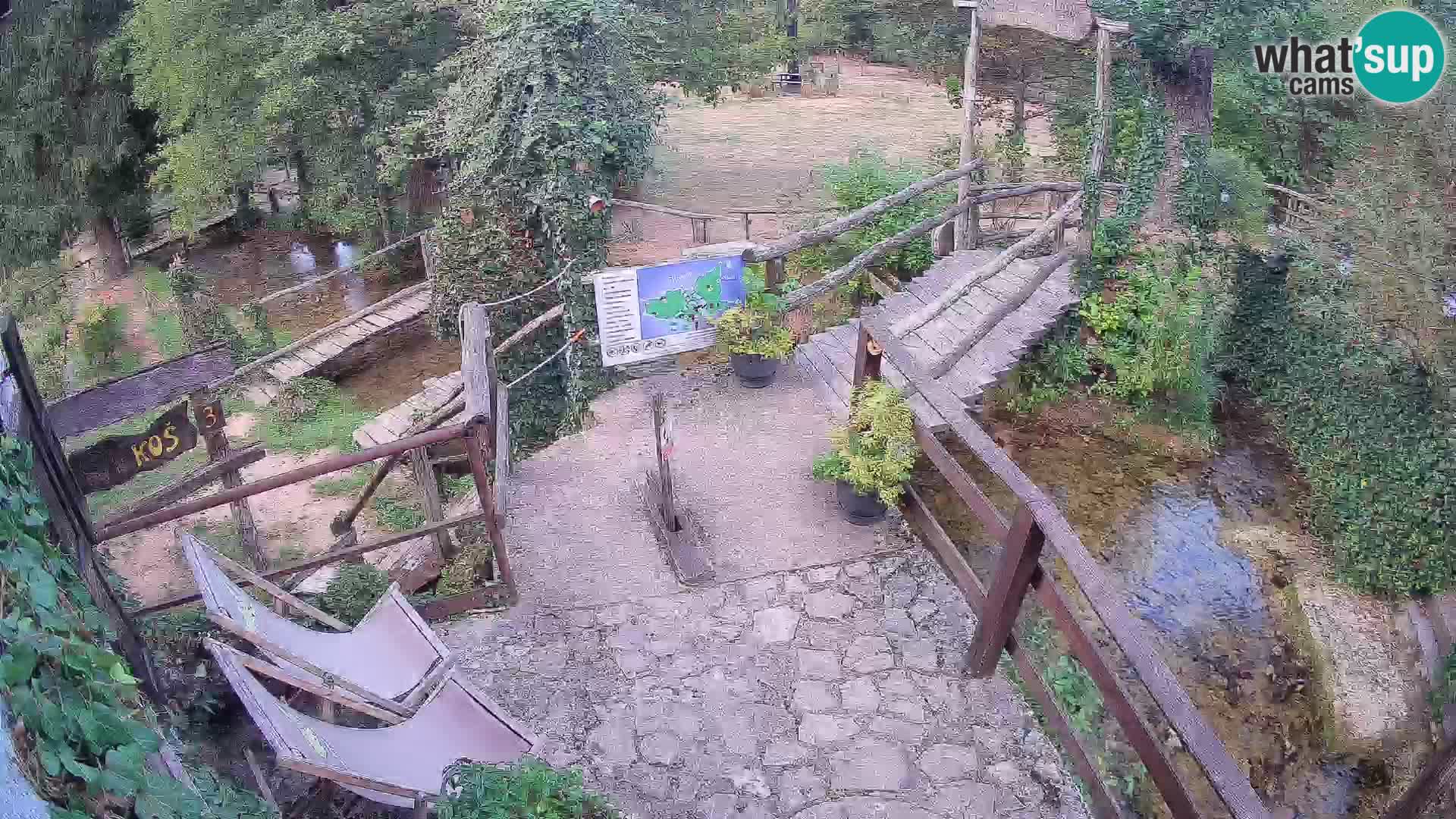 Lacs sur la rivière Slunjčica dans Rastoke