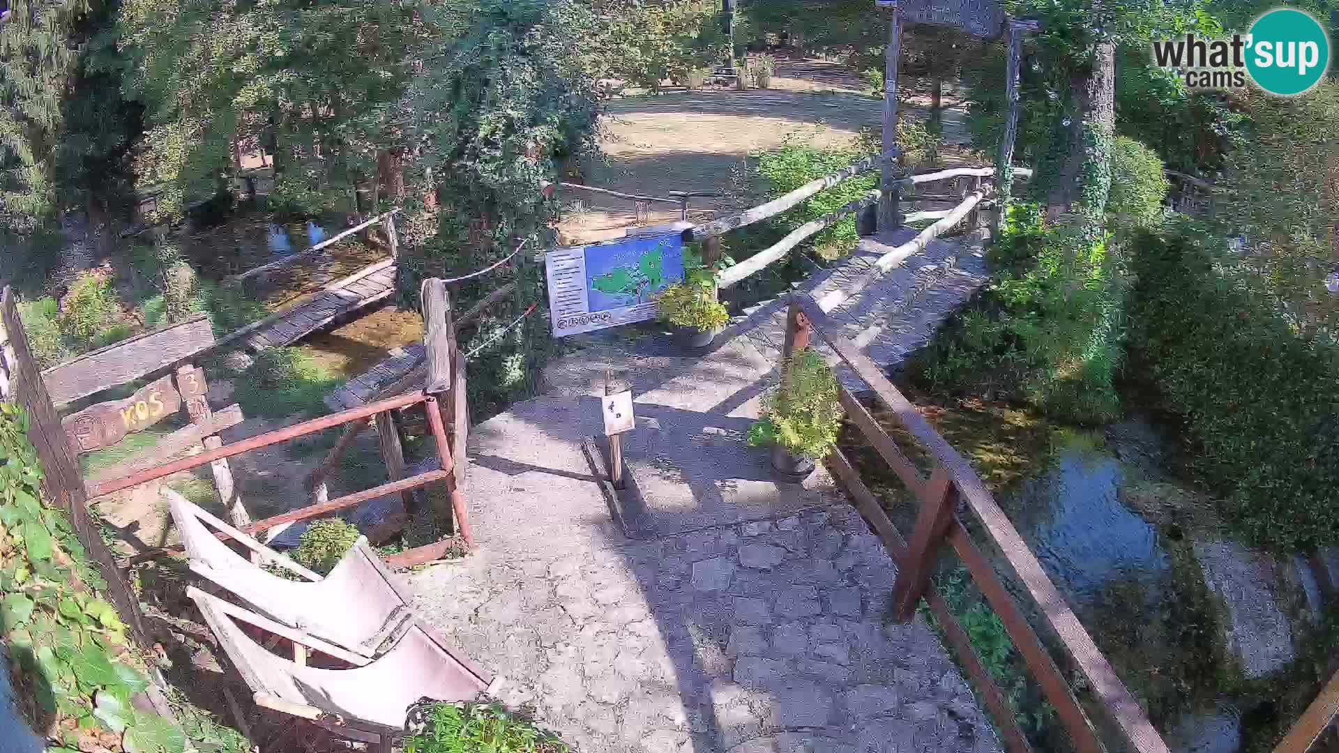 Seen auf dem Fluss Slunjčica in Rastoke