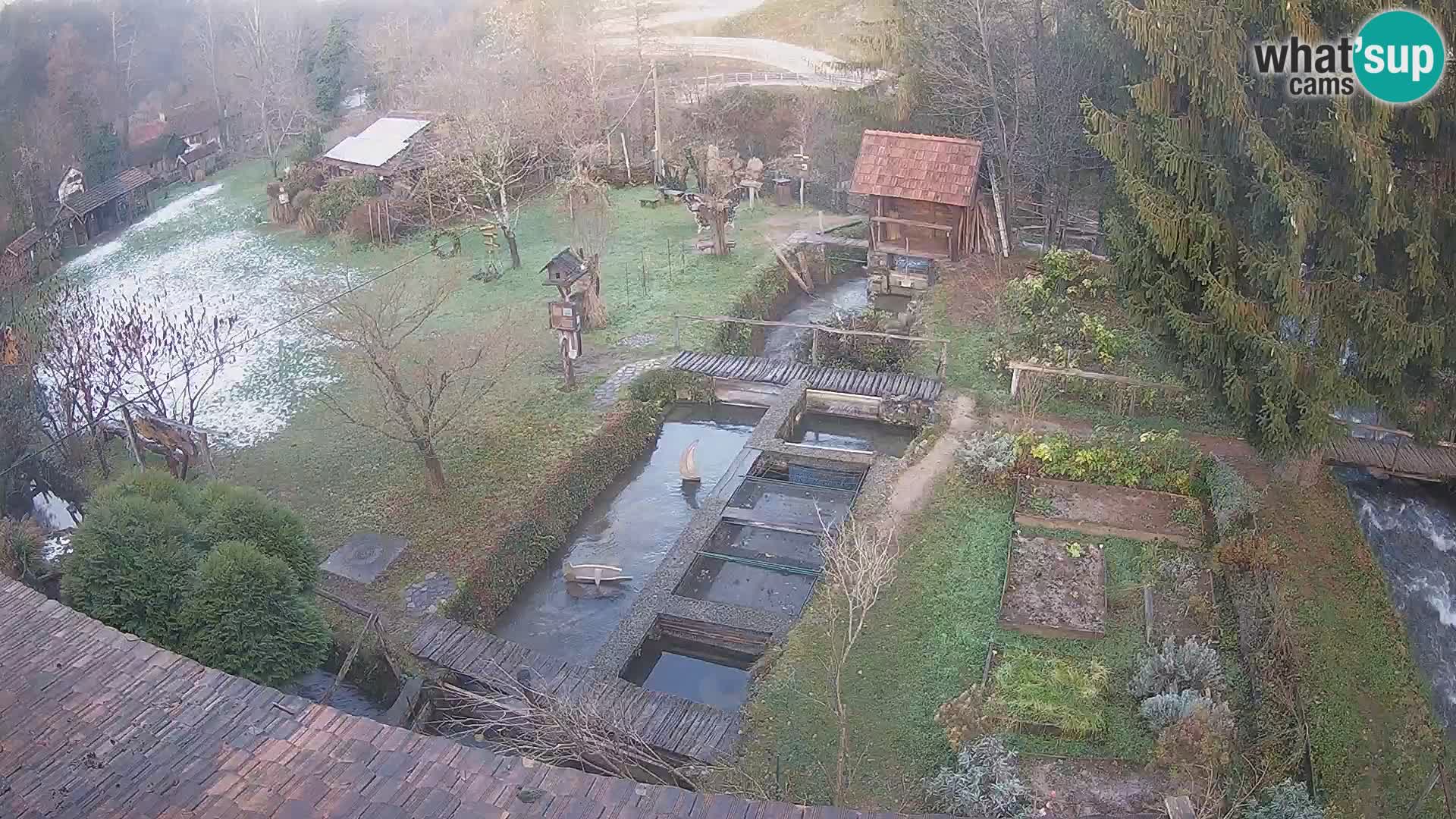 Spletna kamera v živo Rastoke – reka Slunjčica – Hrvaška