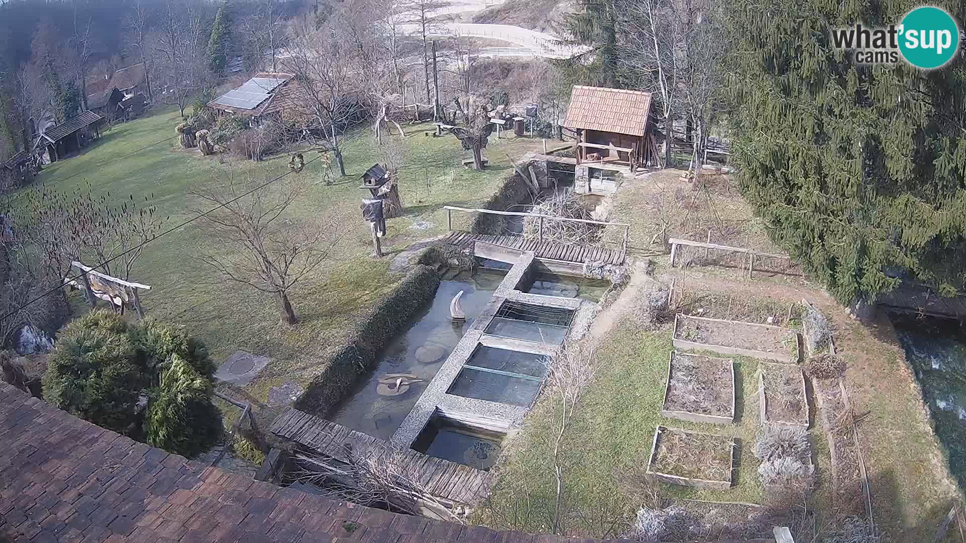 Spletna kamera v živo Rastoke – reka Slunjčica – Hrvaška