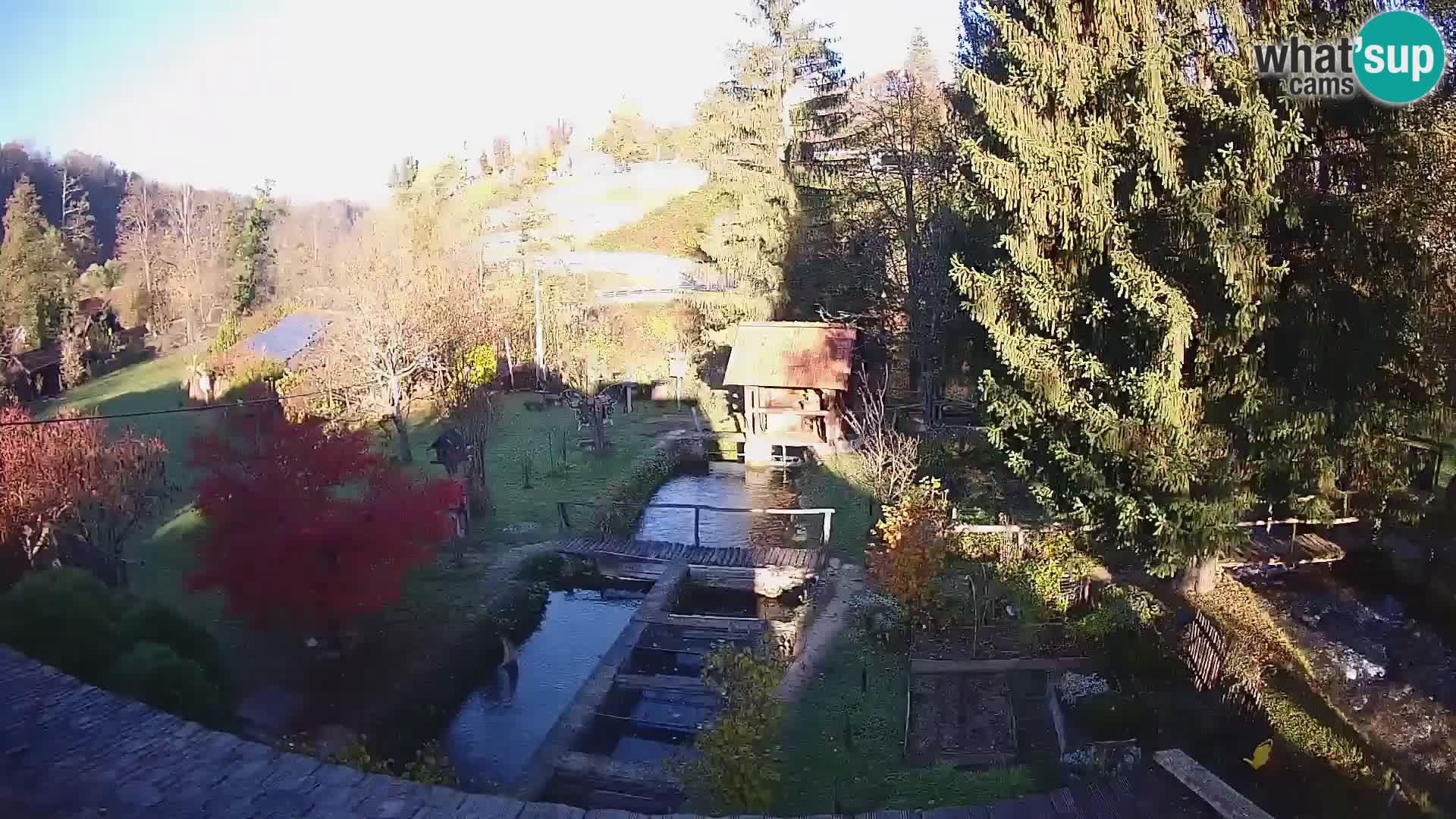 Spletna kamera v živo Rastoke – reka Slunjčica – Hrvaška