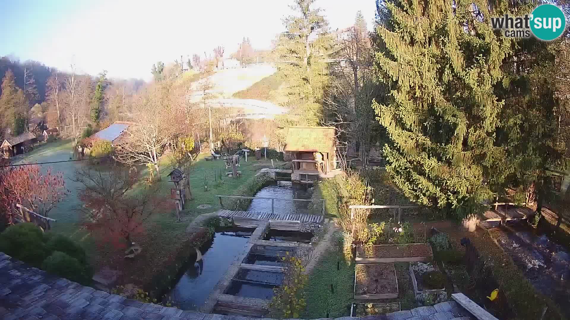 Spletna kamera v živo Rastoke – reka Slunjčica – Hrvaška