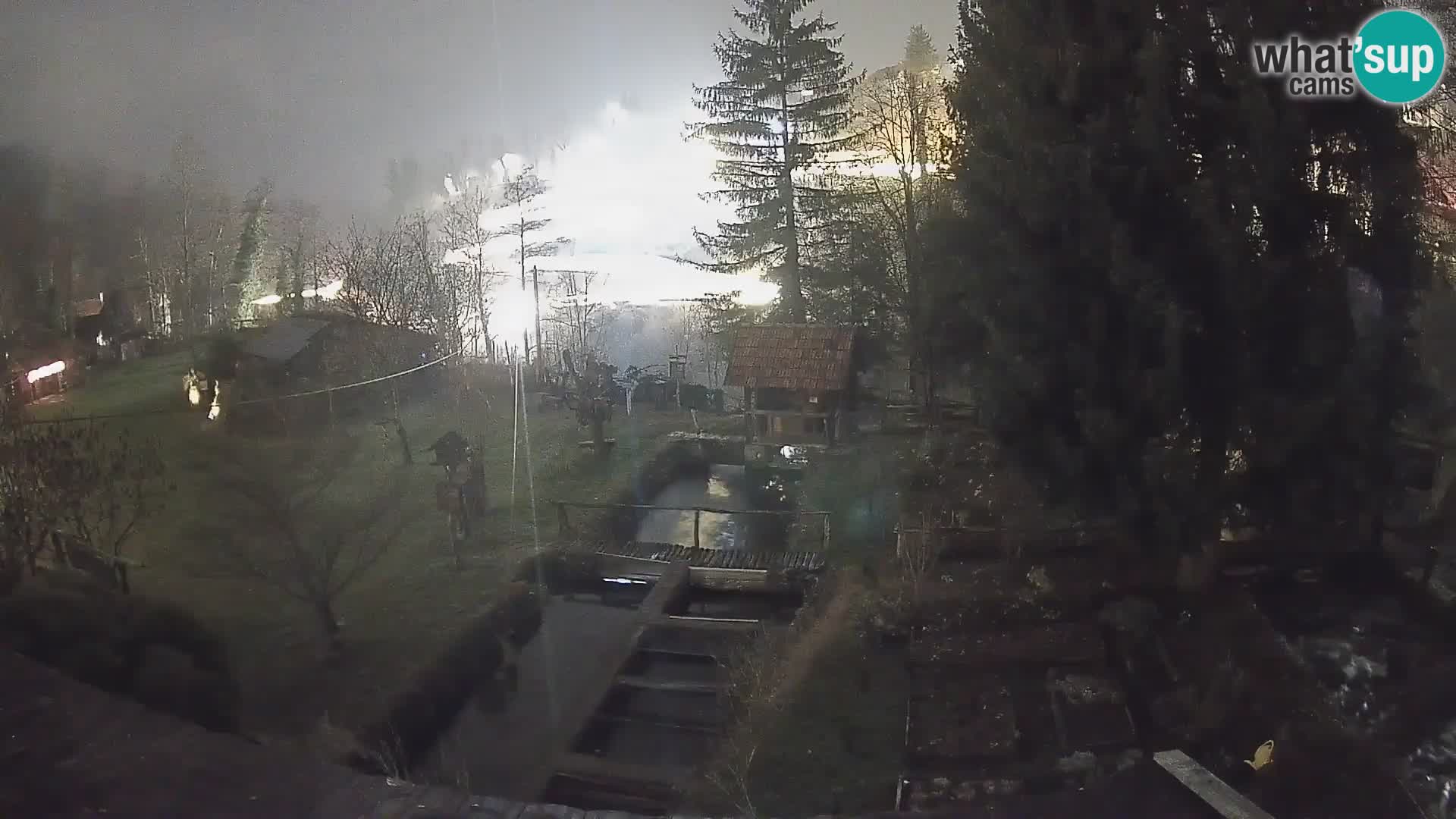 Spletna kamera v živo Rastoke – reka Slunjčica – Hrvaška