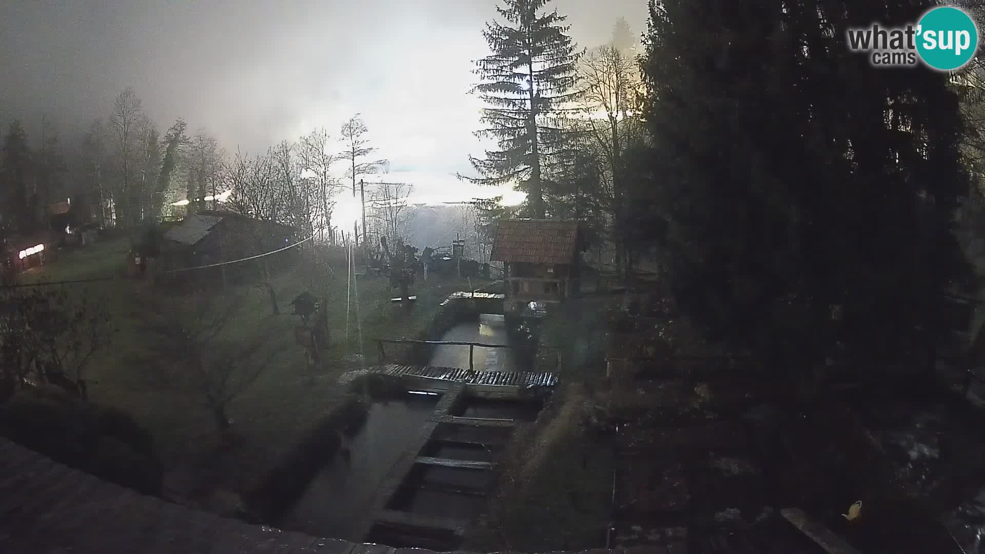 Web kamera uživo Rastoke – rijeka Slunjčica – Hrvatska