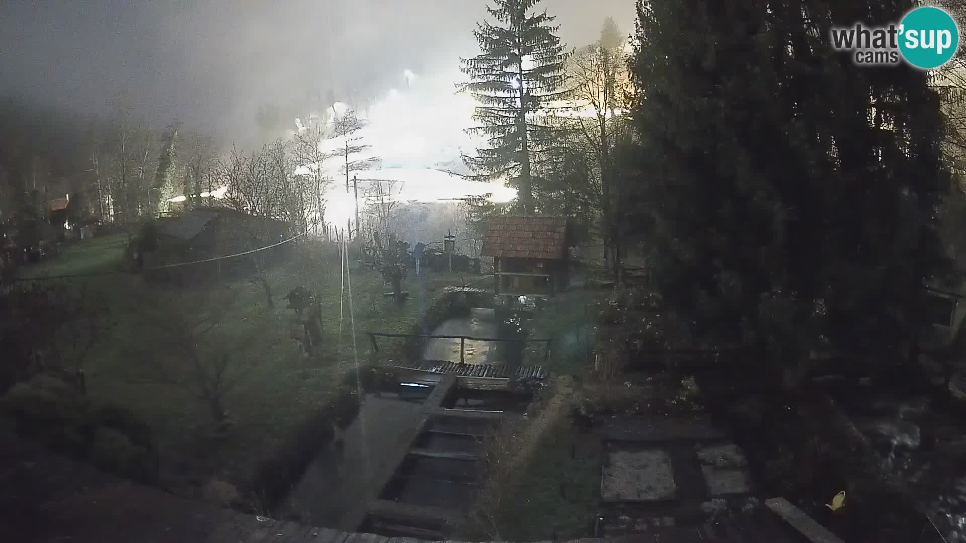 Web kamera uživo Rastoke – rijeka Slunjčica – Hrvatska