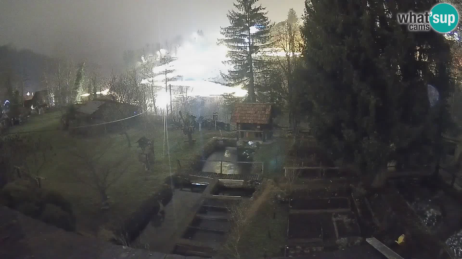 Spletna kamera v živo Rastoke – reka Slunjčica – Hrvaška