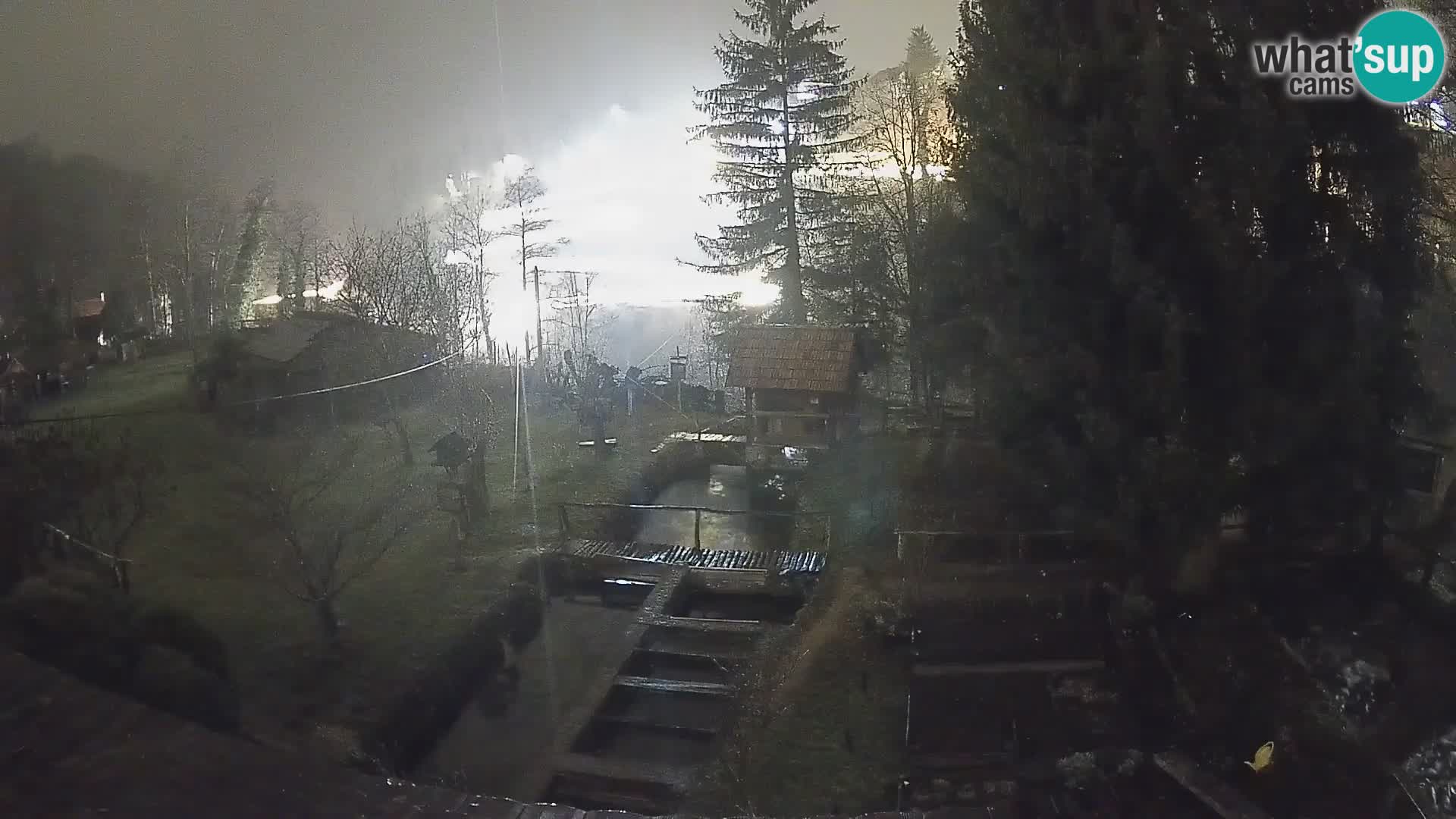 Spletna kamera v živo Rastoke – reka Slunjčica – Hrvaška