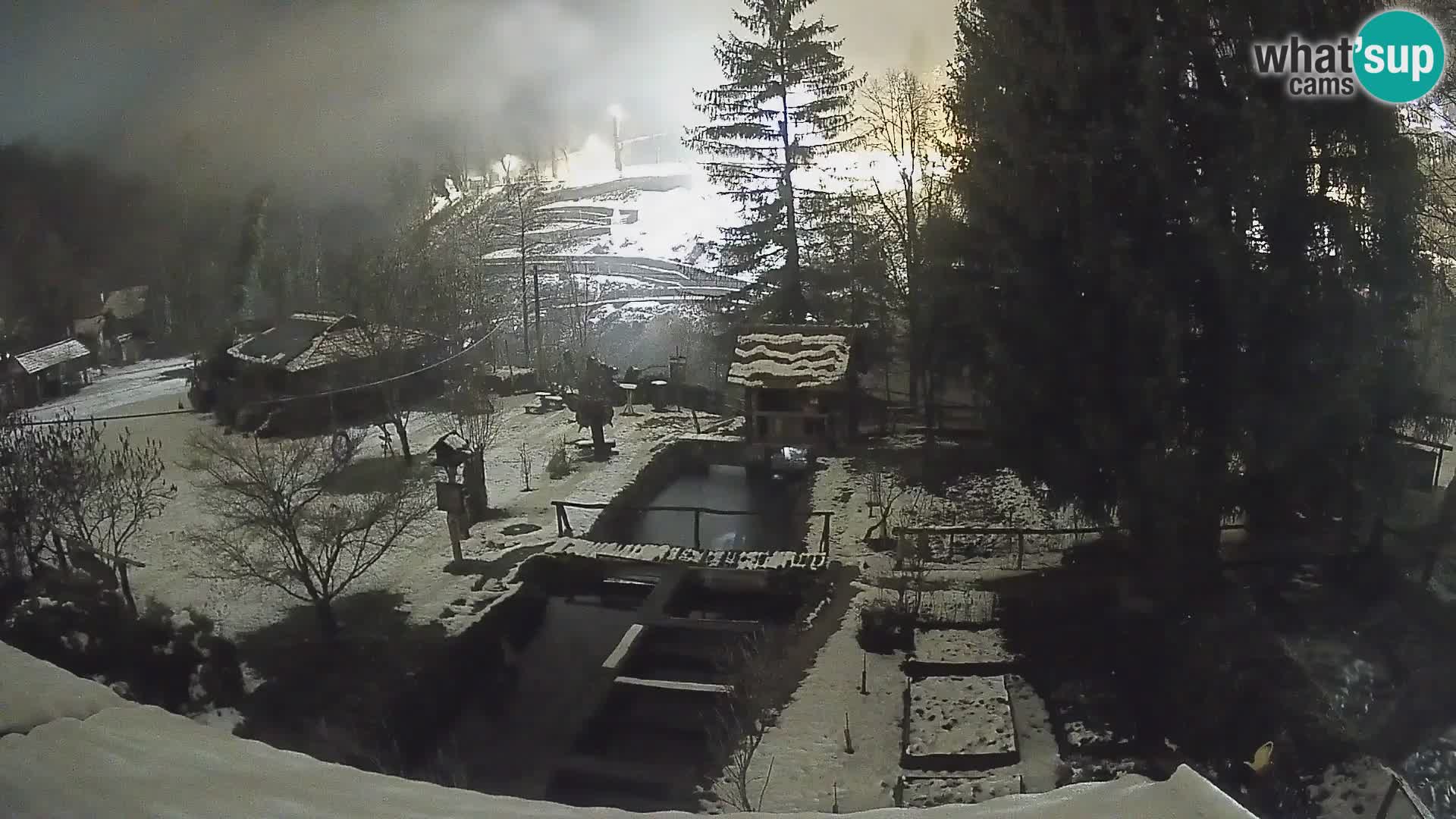 Spletna kamera v živo Rastoke – reka Slunjčica – Hrvaška