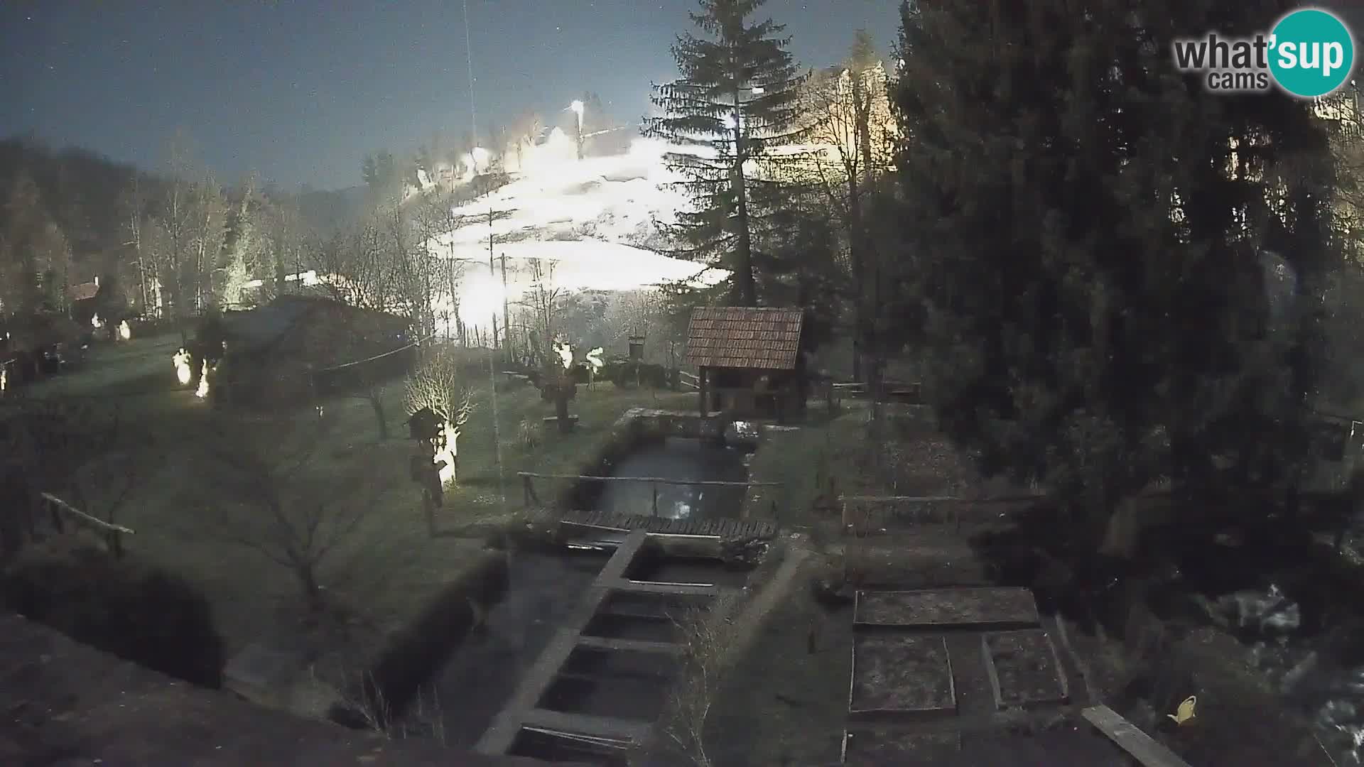 Spletna kamera v živo Rastoke – reka Slunjčica – Hrvaška