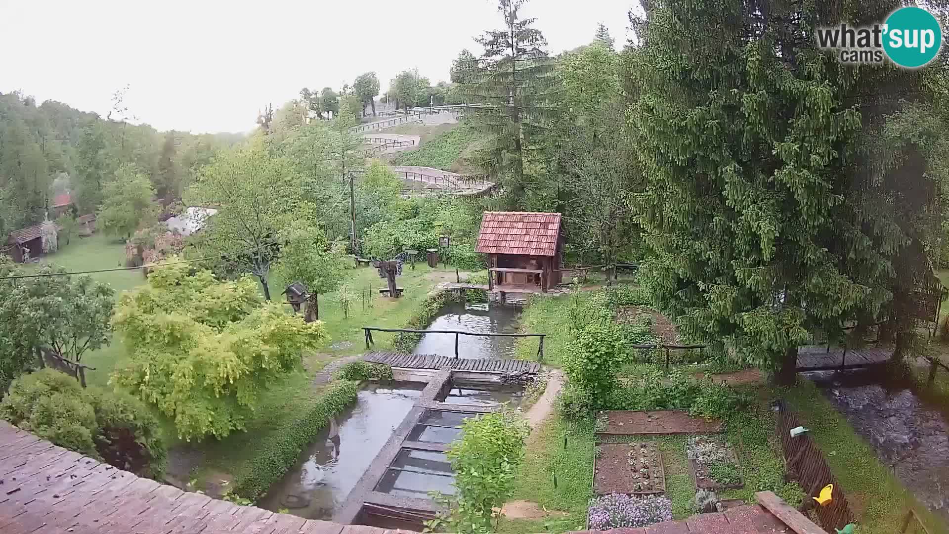 Web kamera uživo Rastoke – rijeka Slunjčica – Hrvatska