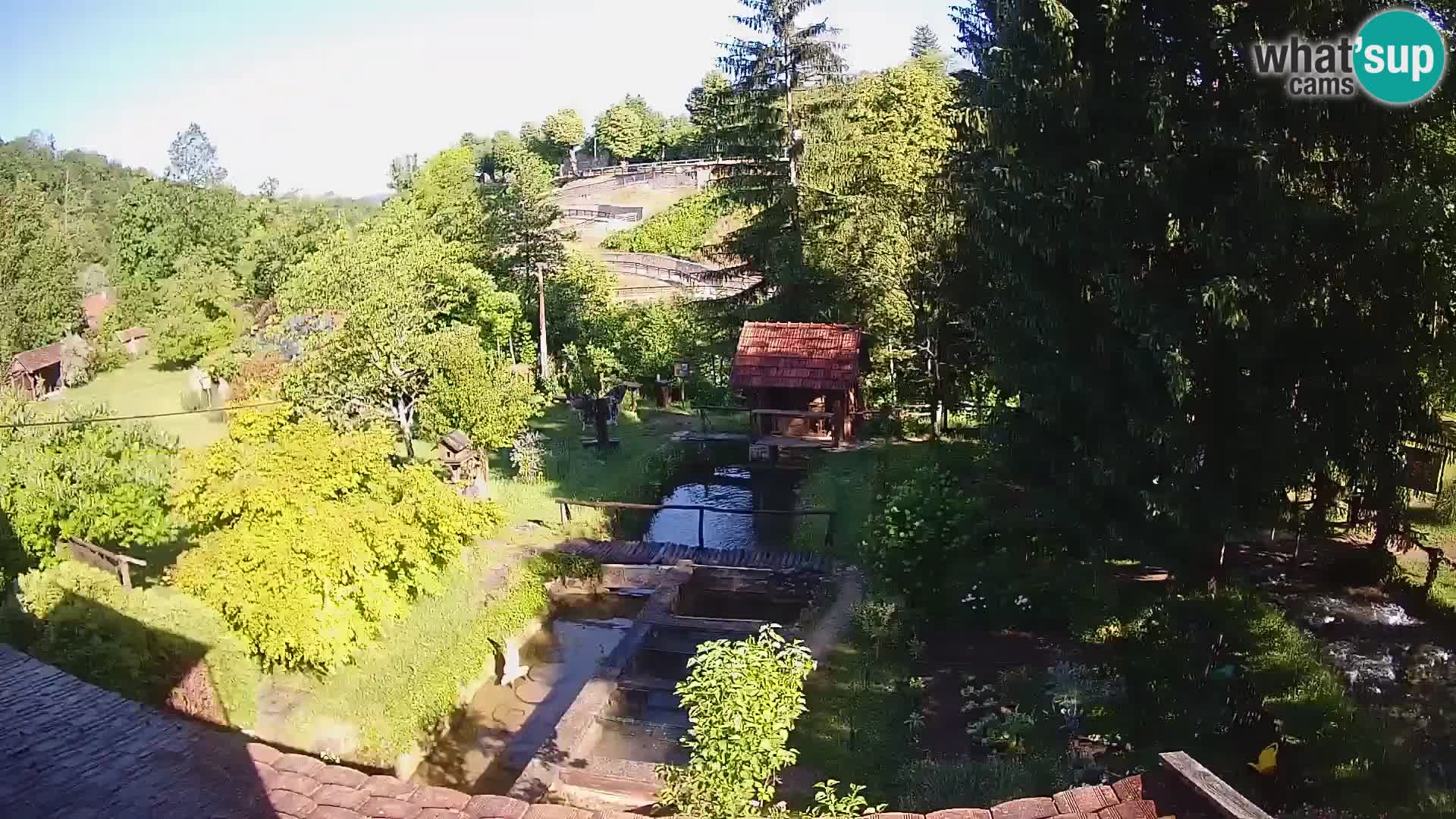 Spletna kamera v živo Rastoke – reka Slunjčica – Hrvaška
