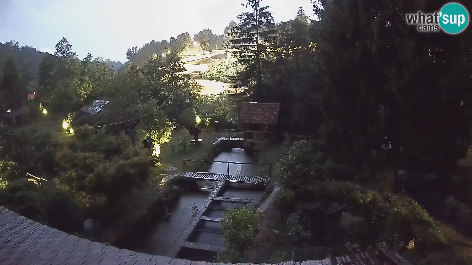 Web kamera uživo Rastoke – rijeka Slunjčica – Hrvatska