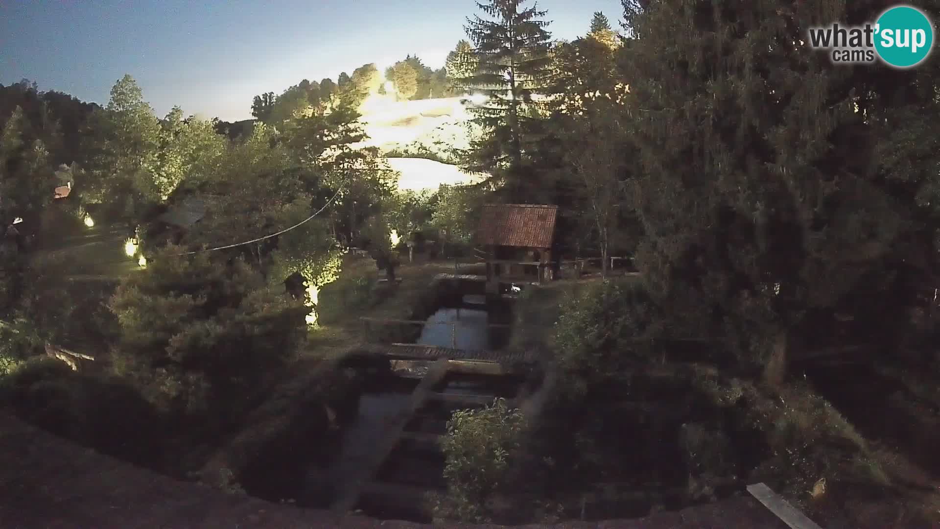 Spletna kamera v živo Rastoke – reka Slunjčica – Hrvaška