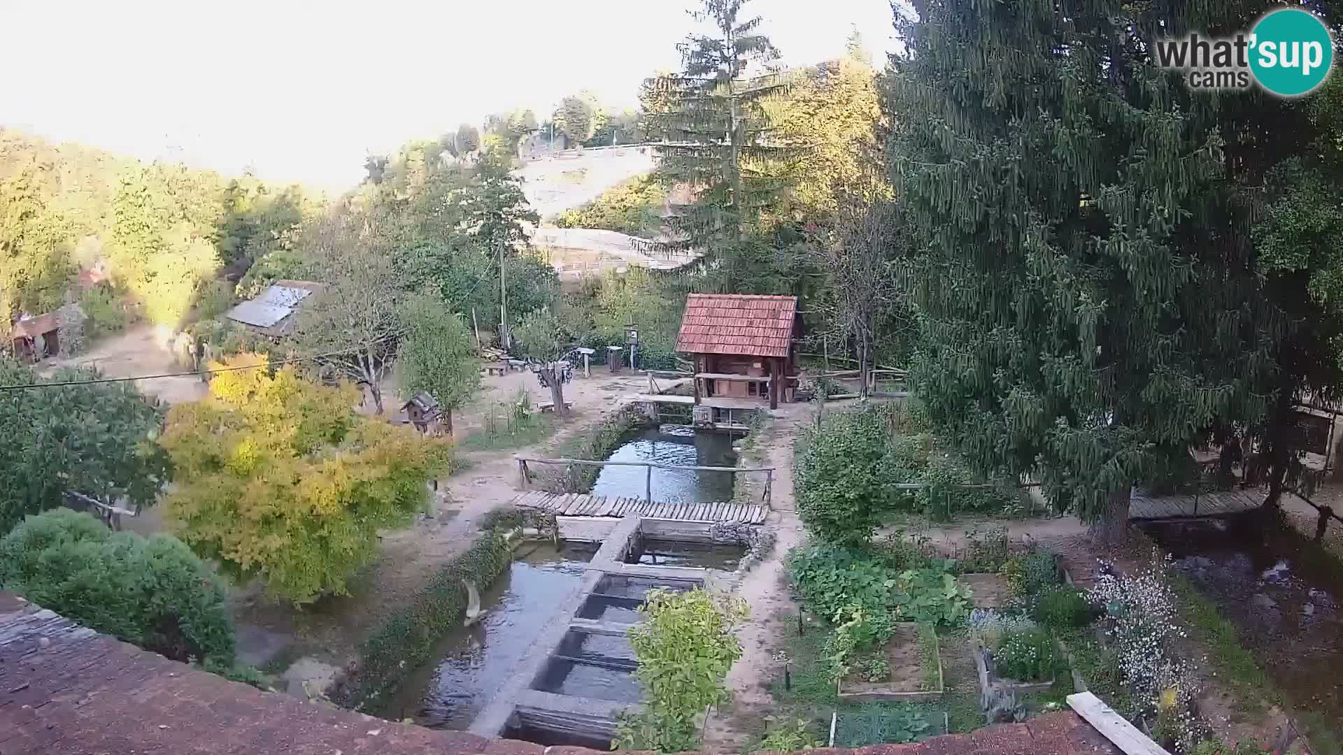 Web kamera uživo Rastoke – rijeka Slunjčica – Hrvatska