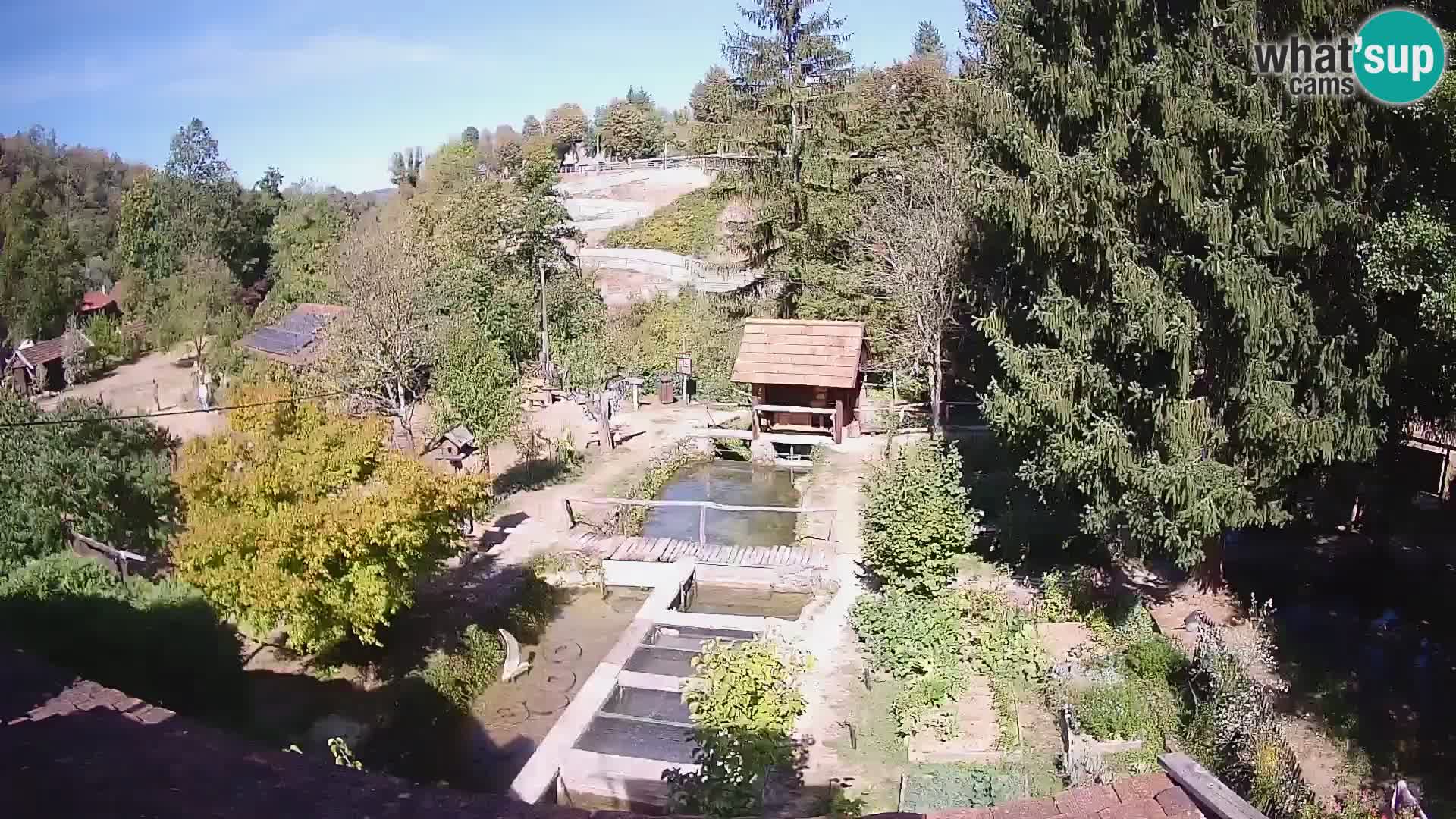 Spletna kamera v živo Rastoke – reka Slunjčica – Hrvaška