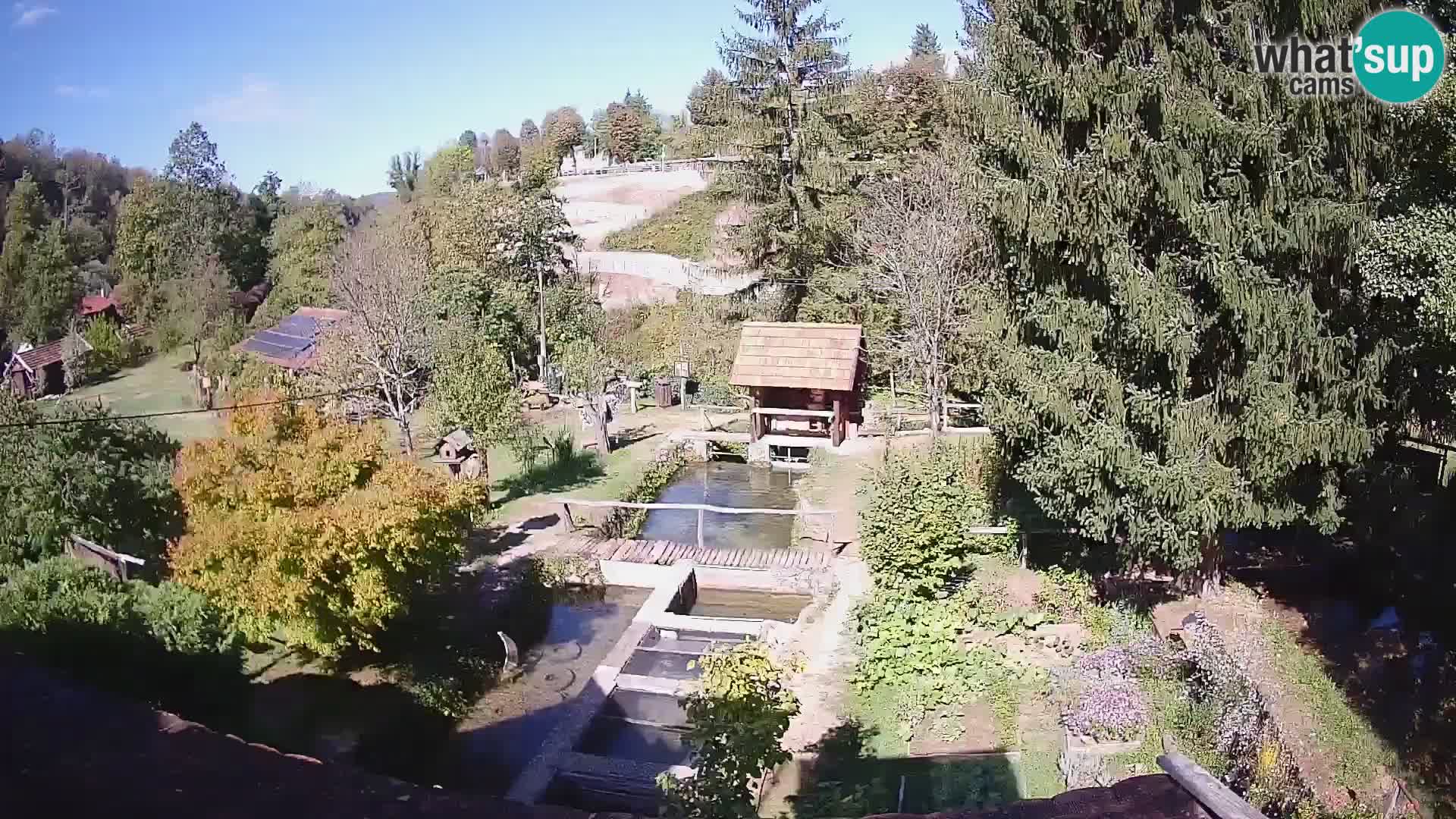 Spletna kamera v živo Rastoke – reka Slunjčica – Hrvaška