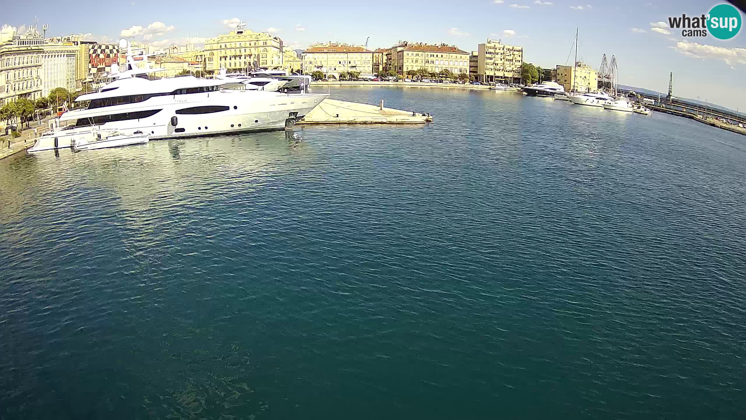 Botel Marina – Rijeka live cam