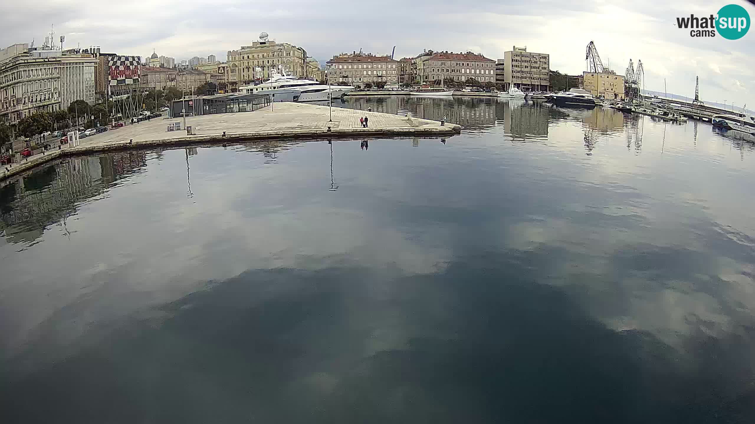 Reka – Botel Marina spletna kamera