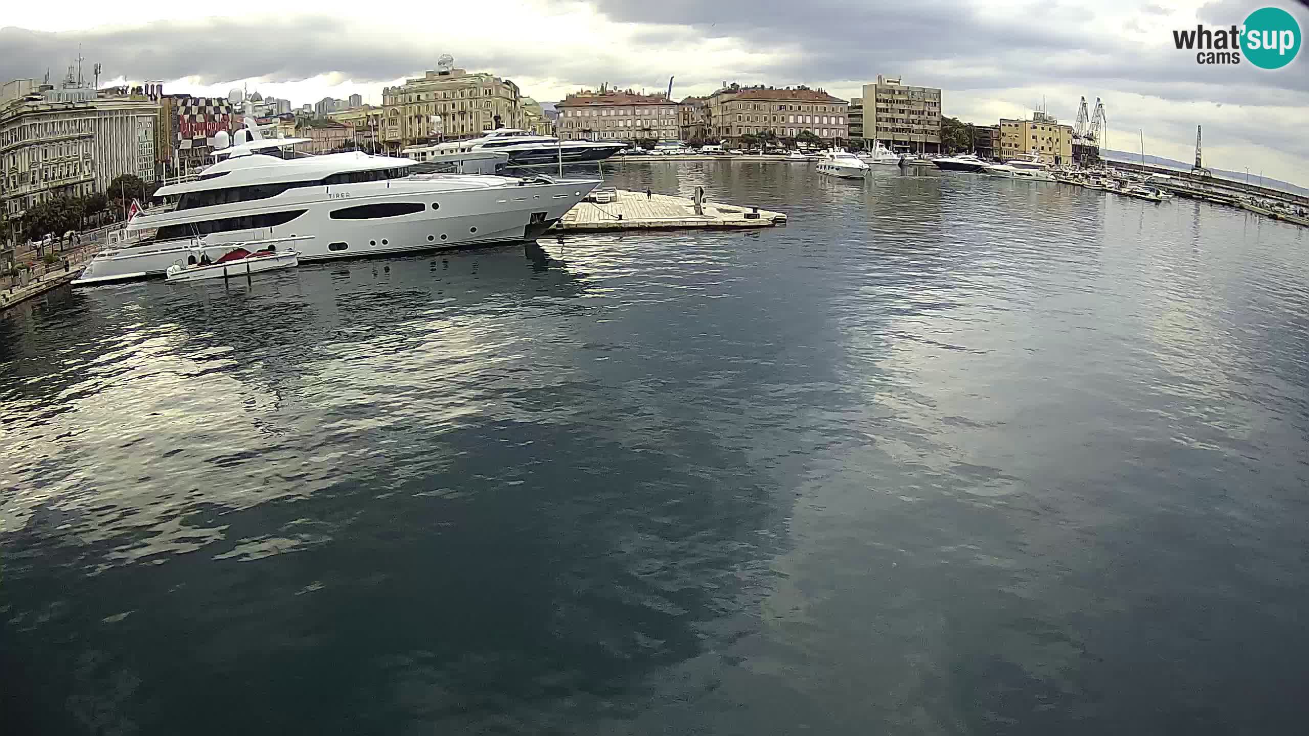 Botel Marina – Rijeka live cam