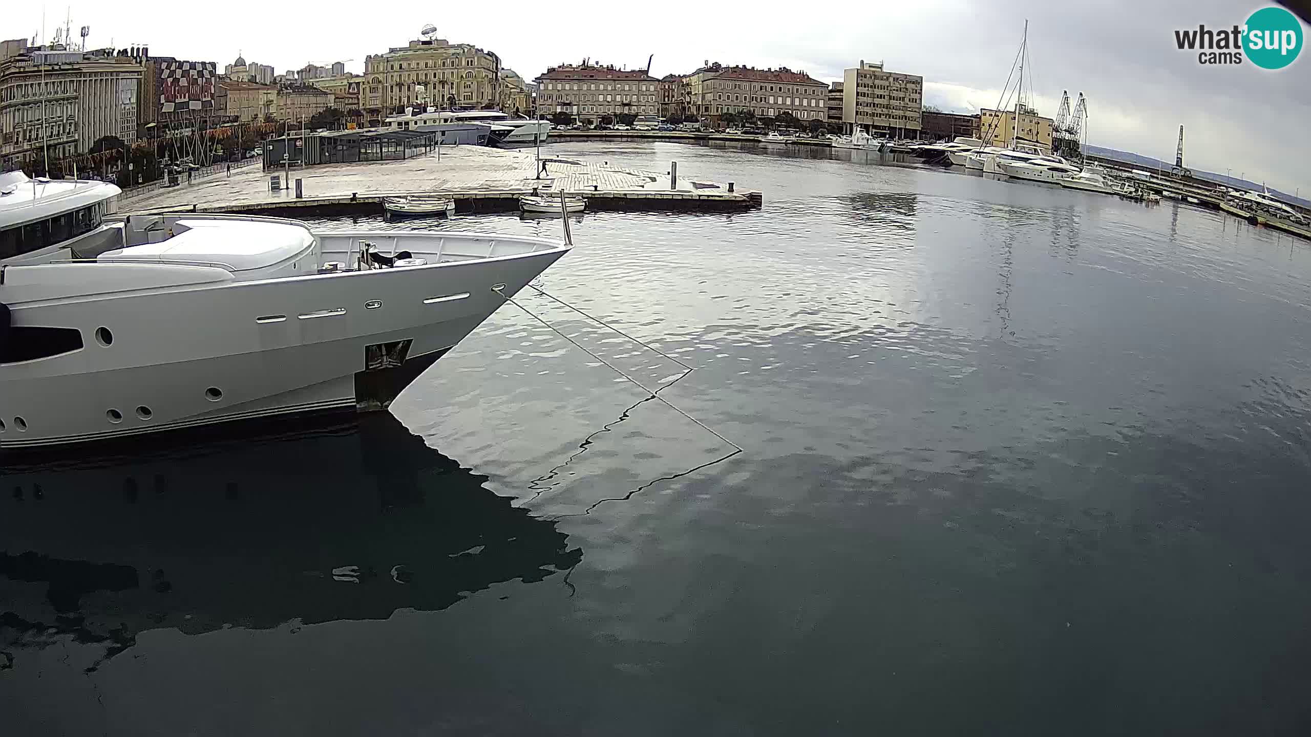 Botel Marina – Rijeka live cam