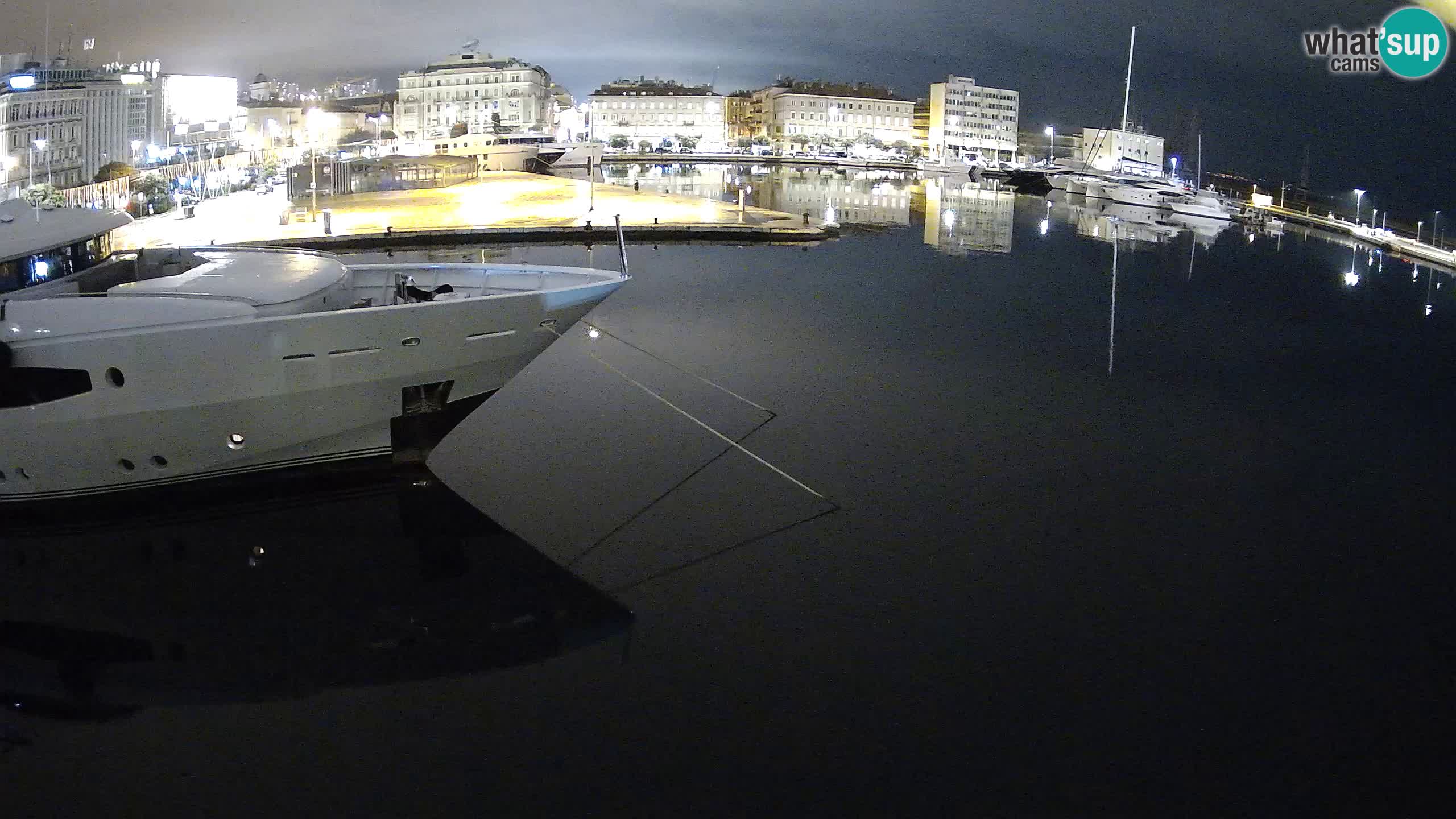 Botel Marina – Rijeka live cam