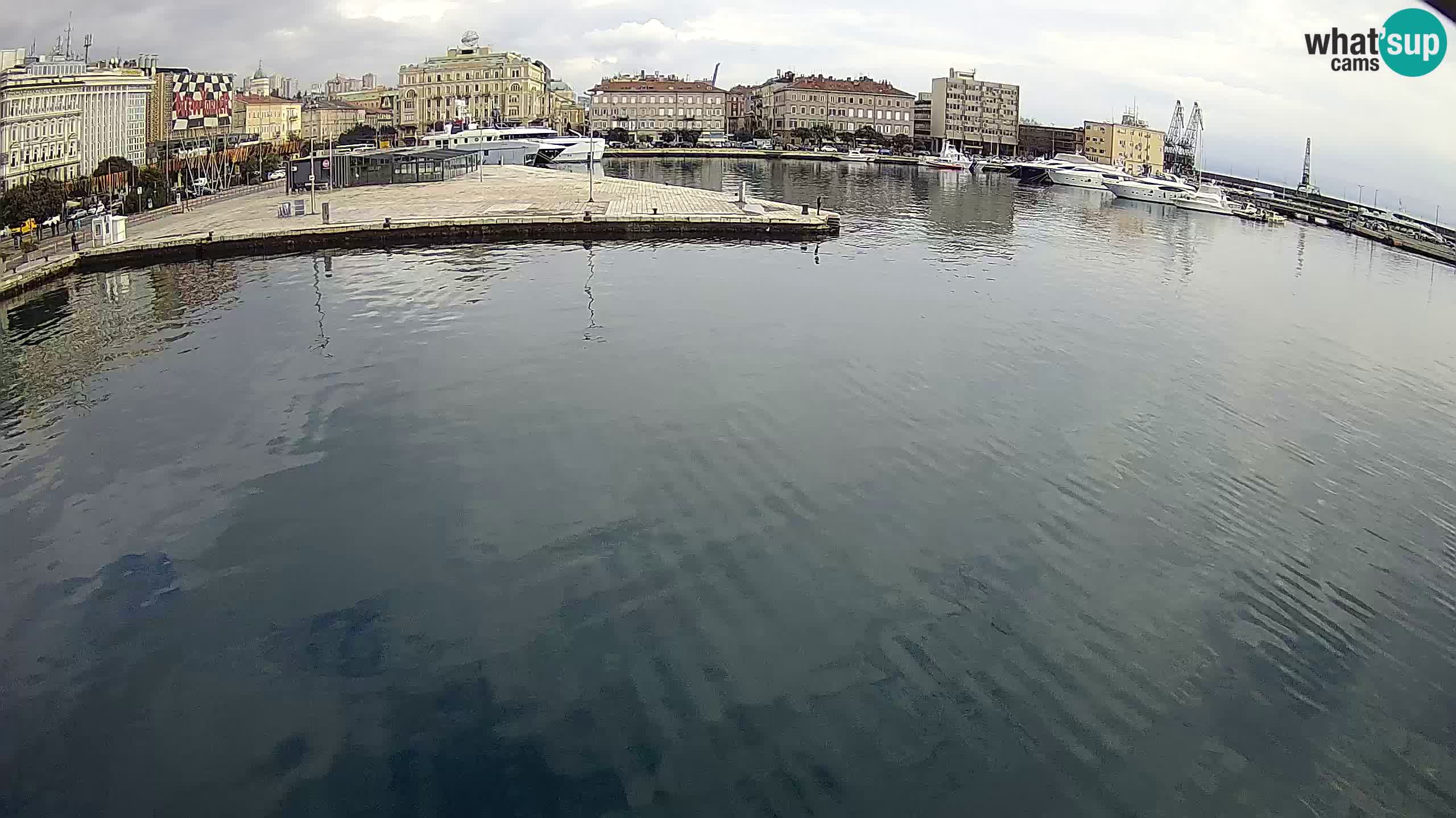 Botel Marina cámara web en vivo Rijeka