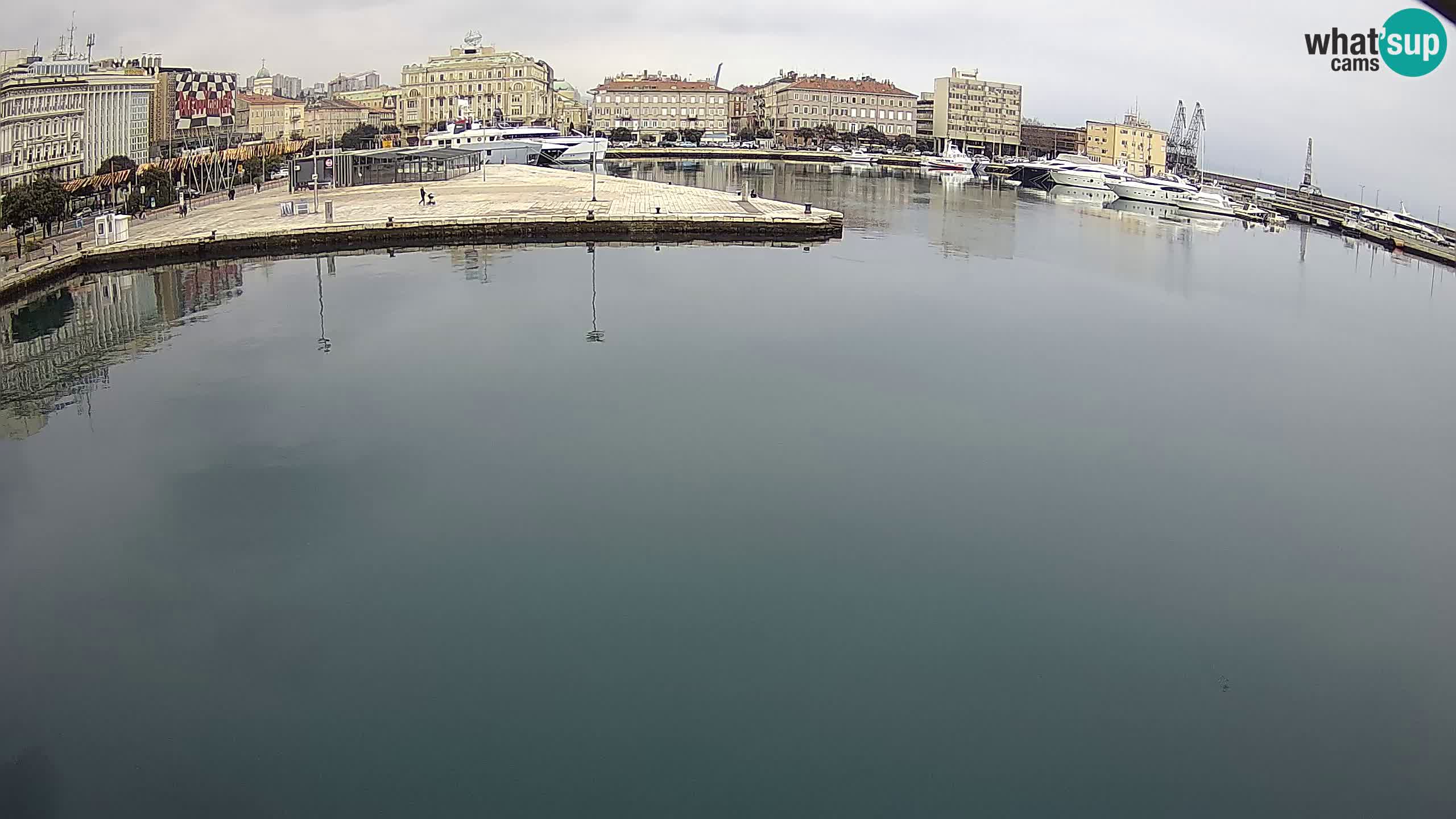 Botel Marina cámara web en vivo Rijeka