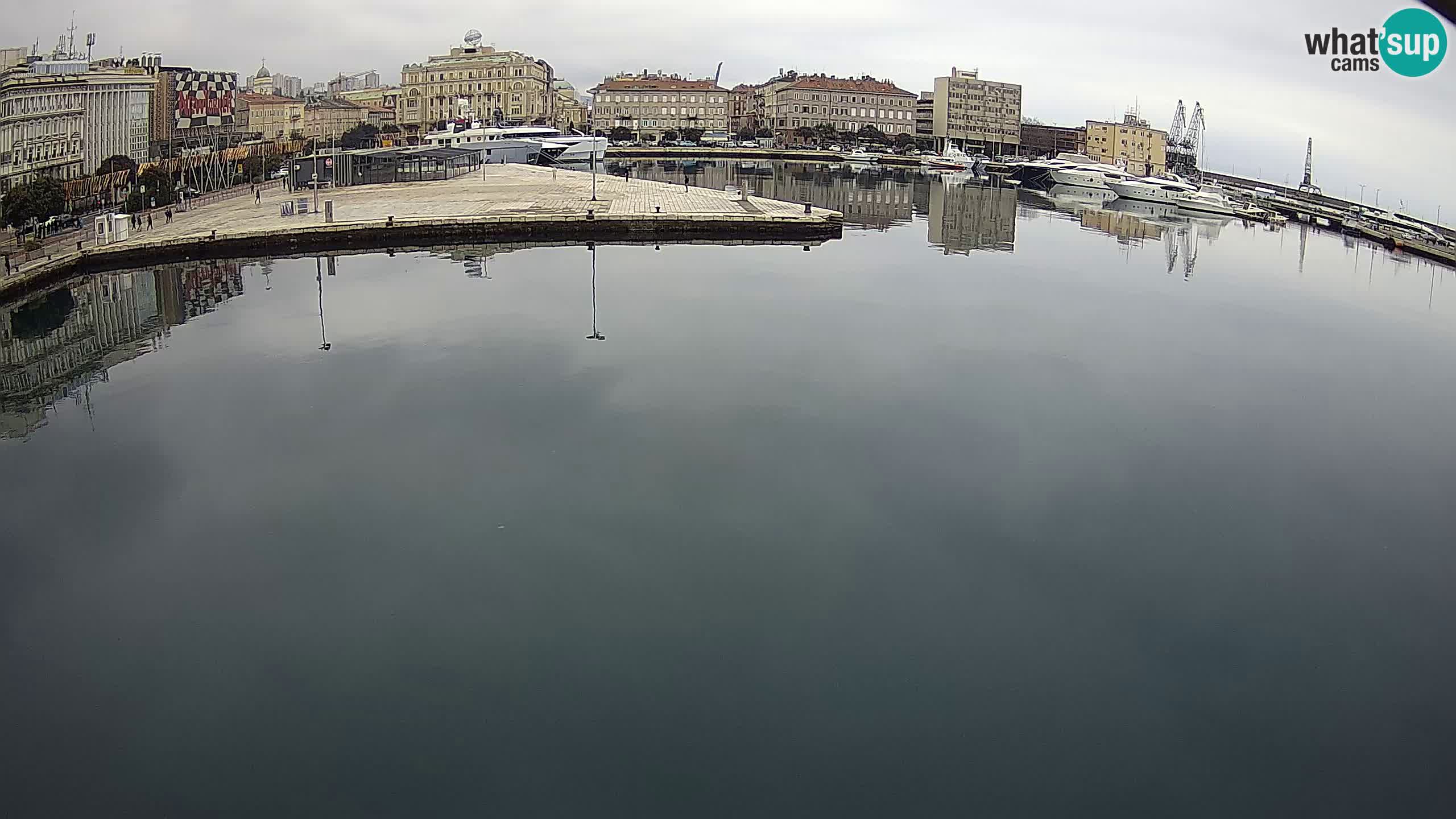 Botel Marina – Rijeka webcam