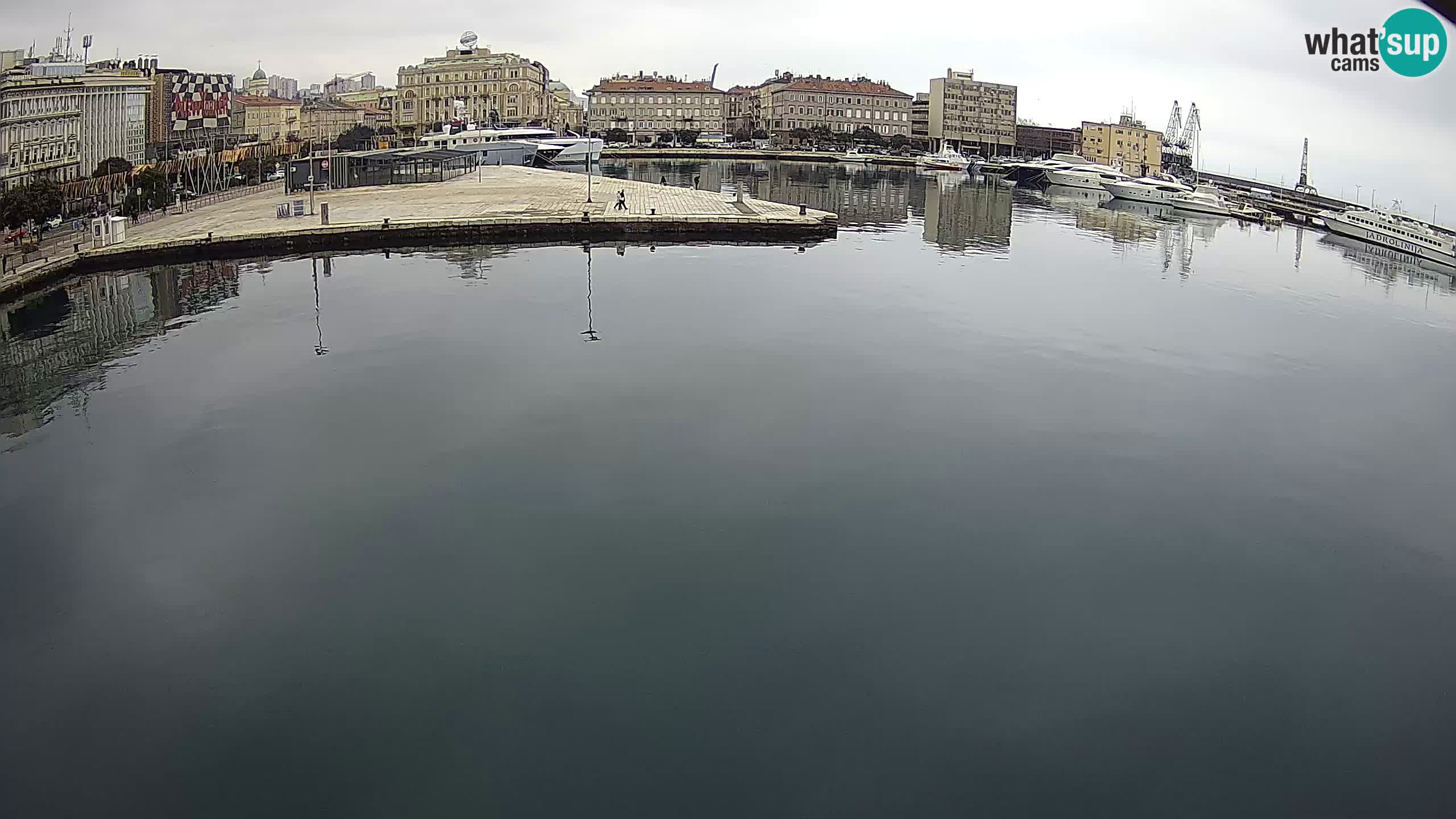 Reka – Botel Marina spletna kamera