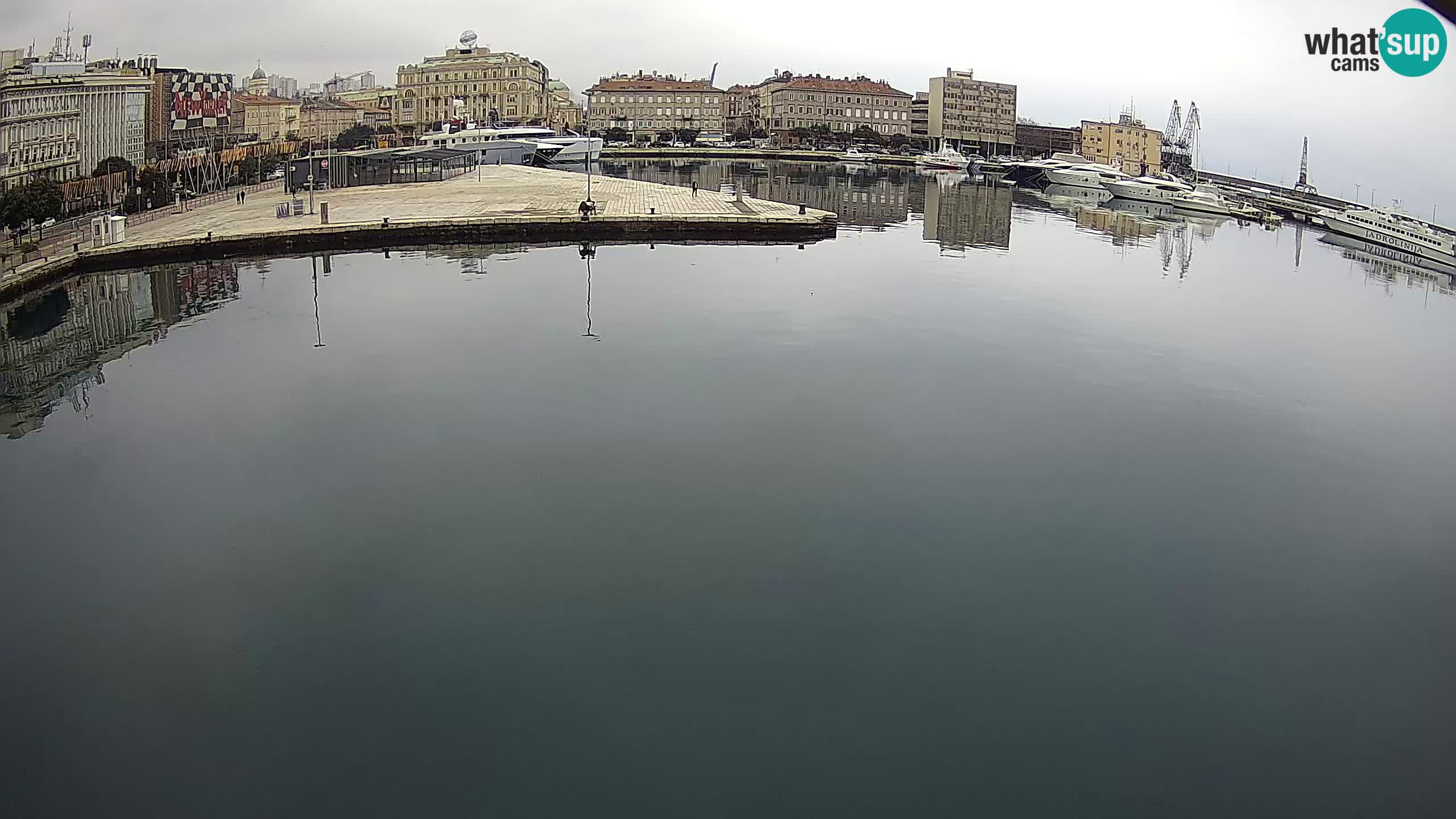 Reka – Botel Marina spletna kamera