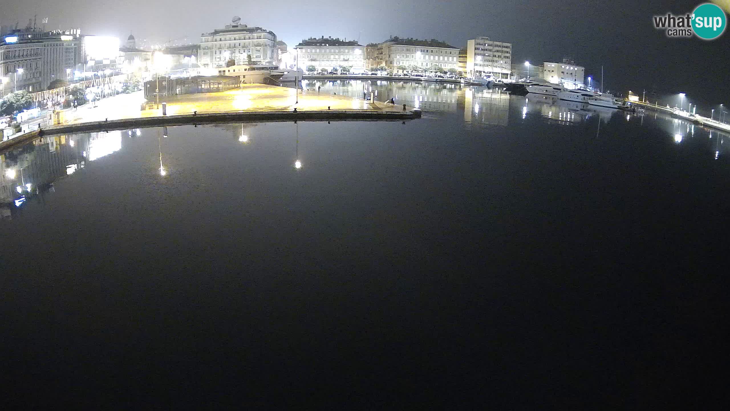 Botel Marina cámara web en vivo Rijeka