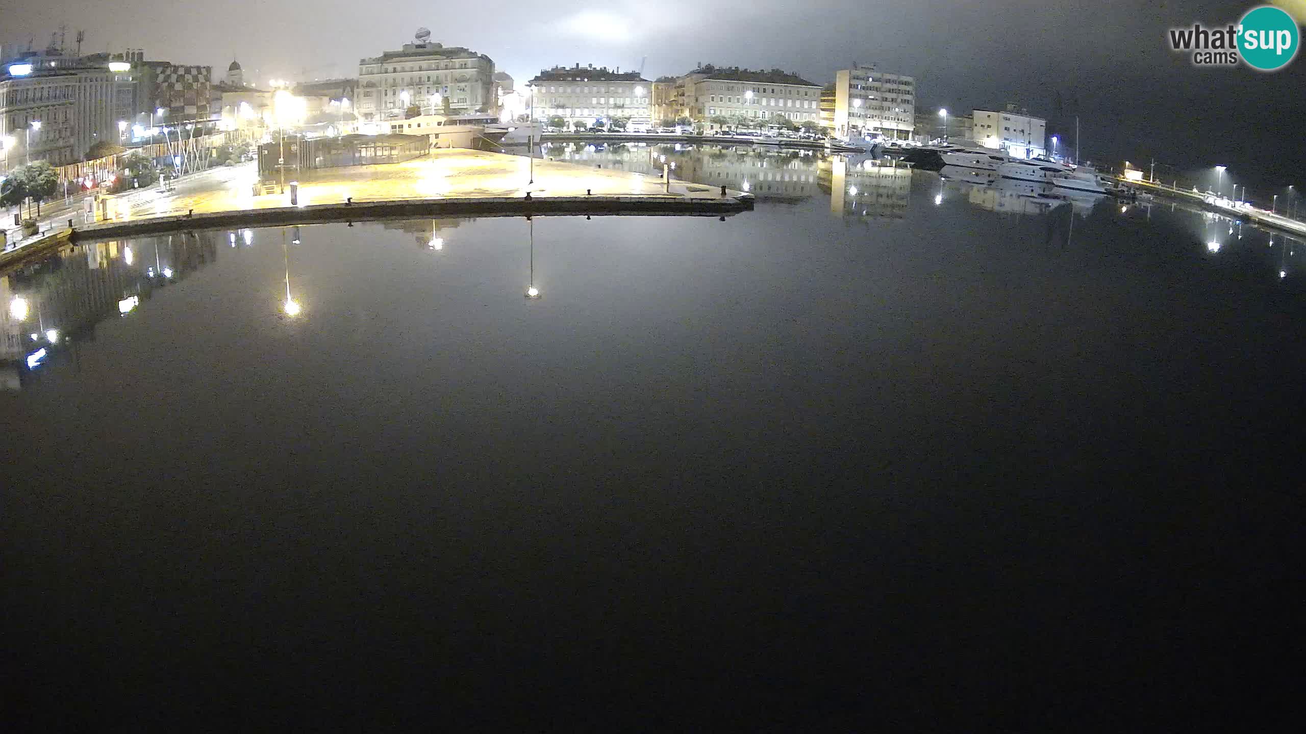 Botel Marina cámara web en vivo Rijeka