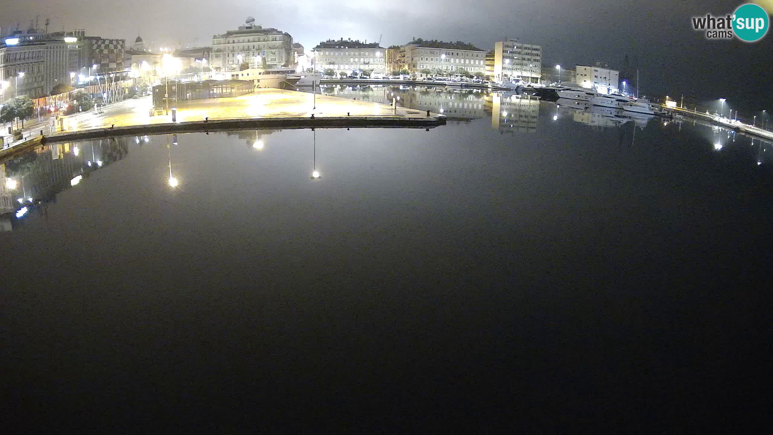 Botel Marina cámara web en vivo Rijeka