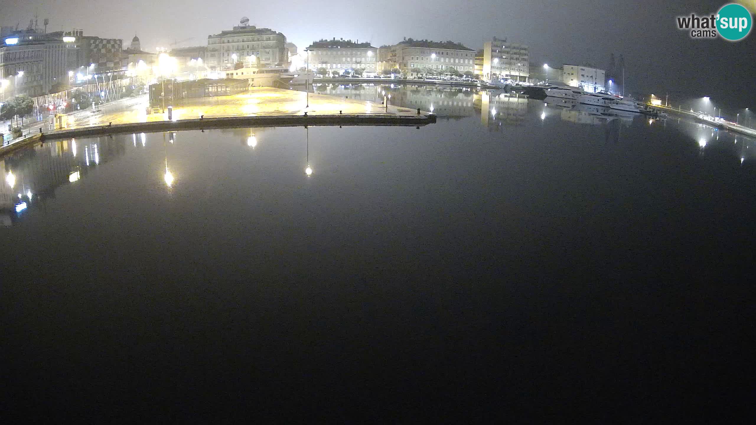 Botel Marina cámara web en vivo Rijeka